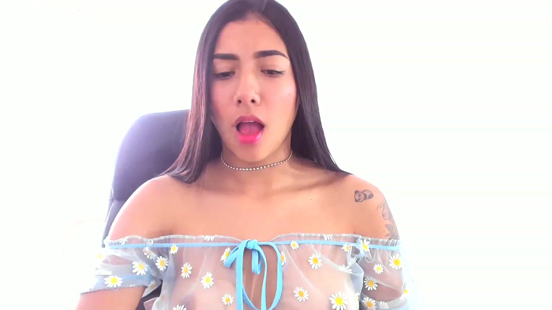 Gallery image thumbnail from Danna___'s myfreecams stream on, 05/09/2023, 18:01 image 5 of 20