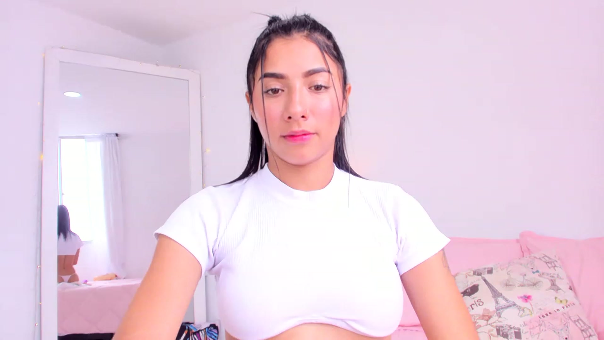 Gallery image thumbnail from Danna___'s myfreecams stream on, 05/10/2023, 16:59 image 7 of 20