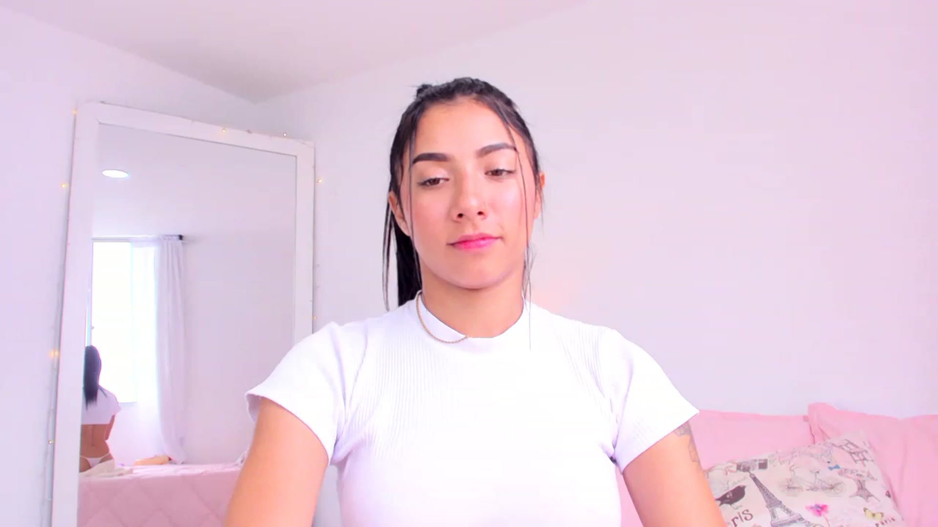 Gallery image thumbnail from Danna___'s myfreecams stream on, 05/10/2023, 16:59 image 9 of 20