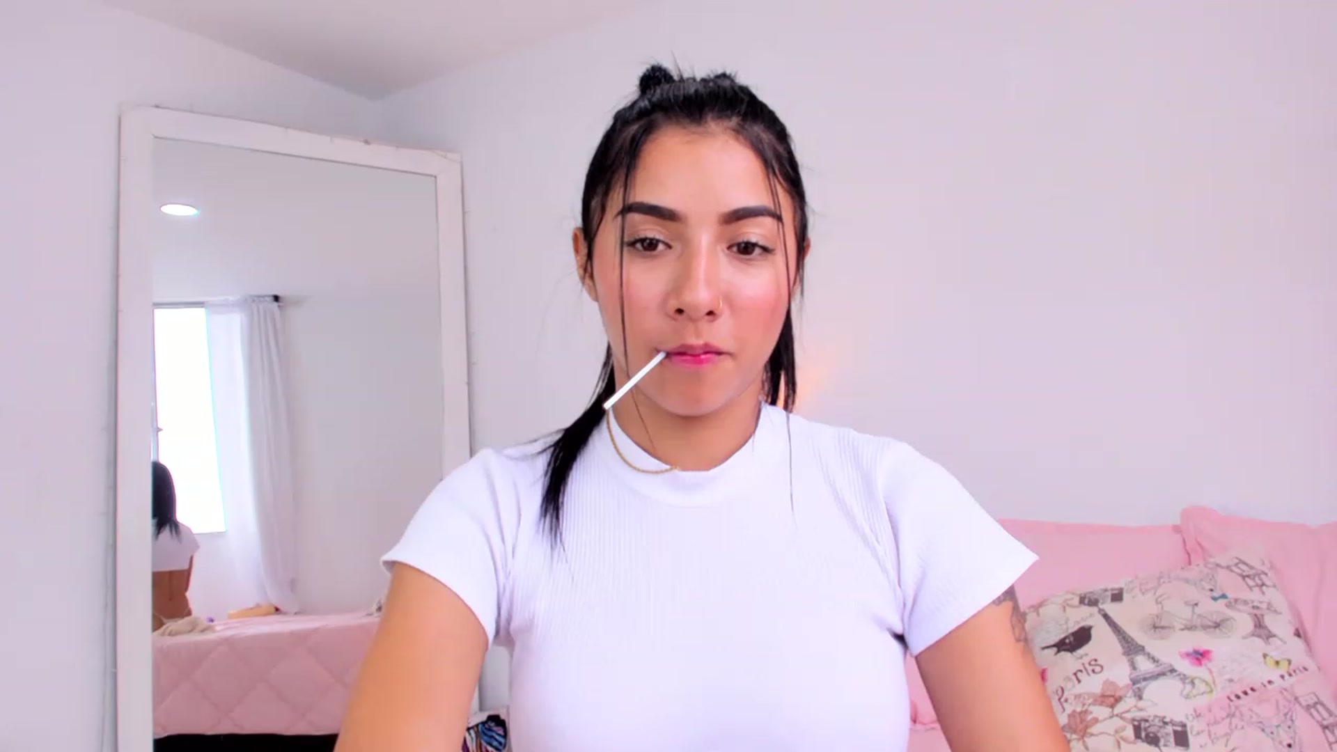 Gallery image thumbnail from Danna___'s myfreecams stream on, 05/10/2023, 16:59 image 14 of 20