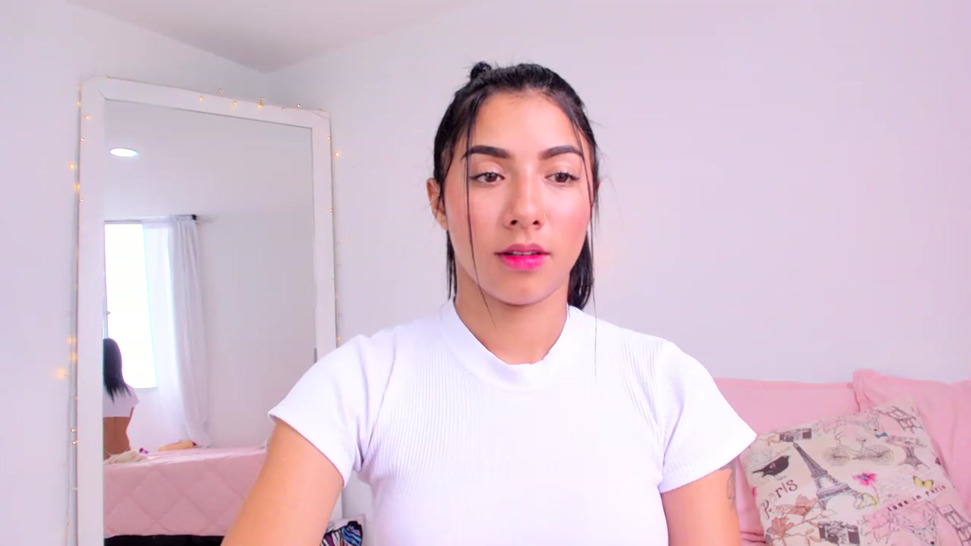 Gallery image thumbnail from Danna___'s myfreecams stream on, 05/10/2023, 16:59 image 17 of 20