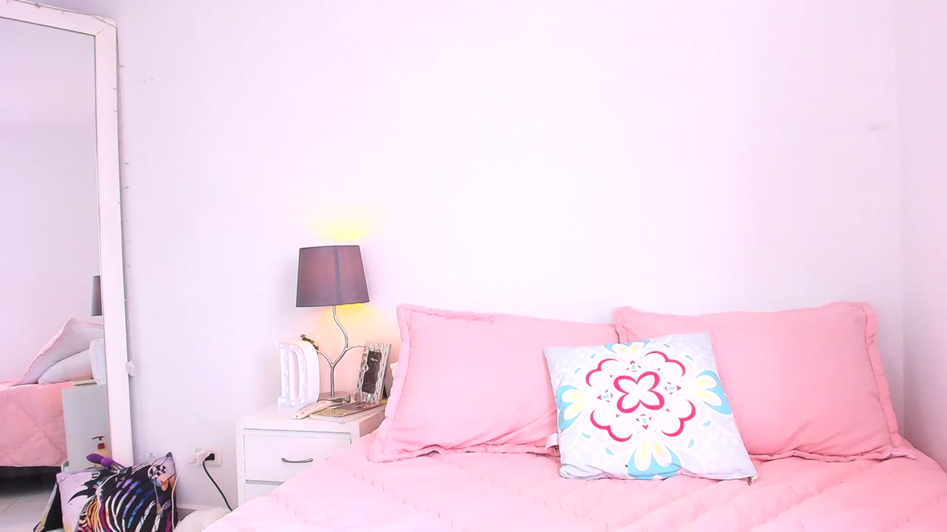 Gallery image thumbnail from Danna___'s myfreecams stream on, 05/11/2023, 17:50 image 3 of 20