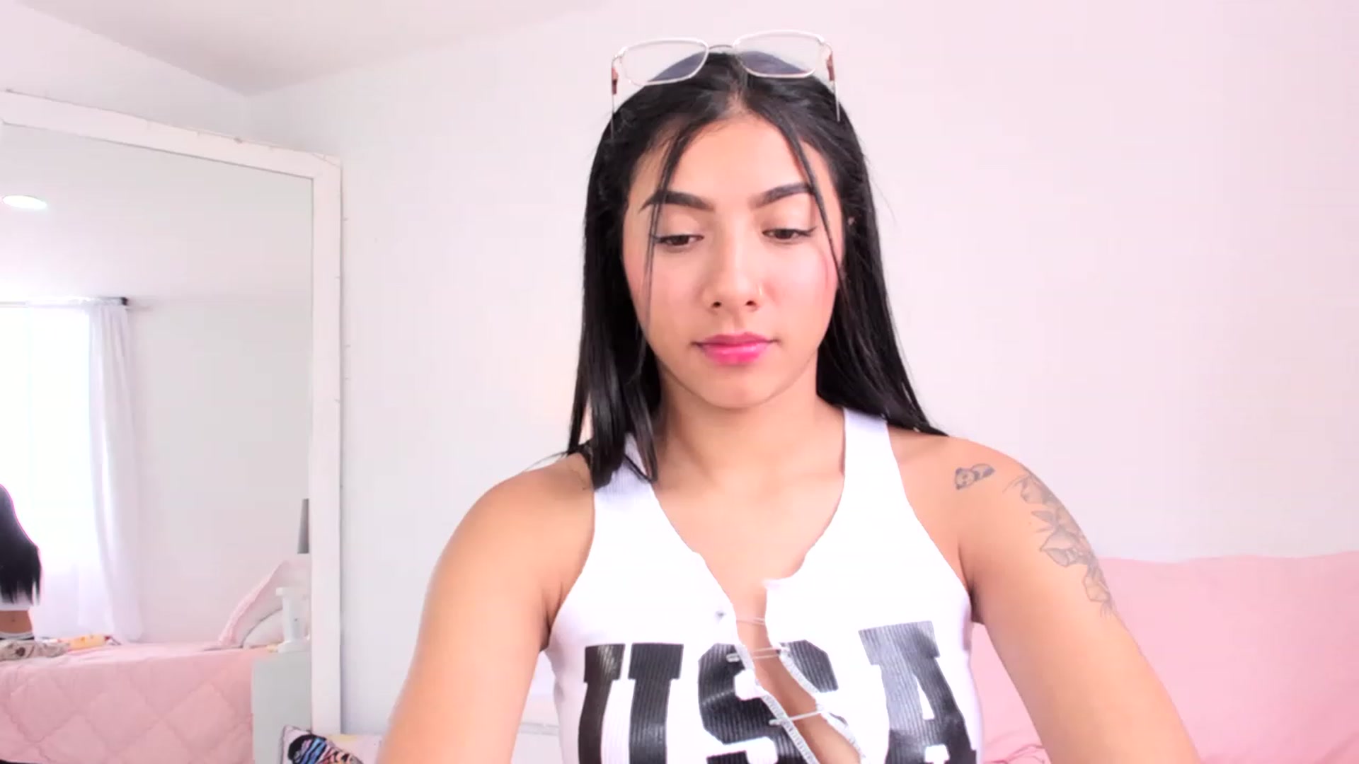 Gallery image thumbnail from Danna___'s myfreecams stream on, 05/12/2023, 17:04 image 16 of 20