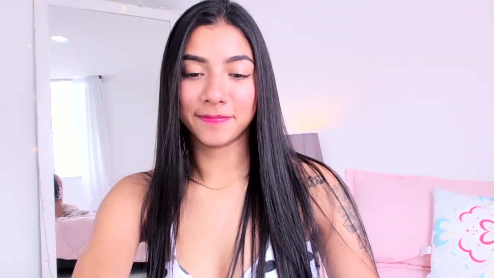 Gallery image thumbnail from Danna___'s myfreecams stream on, 05/16/2023, 16:28 image 20 of 20