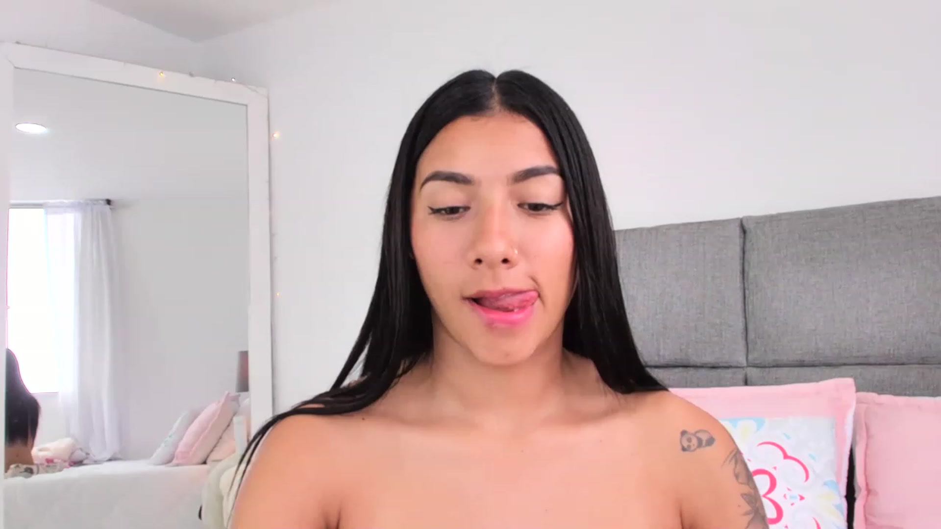 Gallery image thumbnail from Danna___'s myfreecams stream on, 05/29/2023, 17:09 image 19 of 20