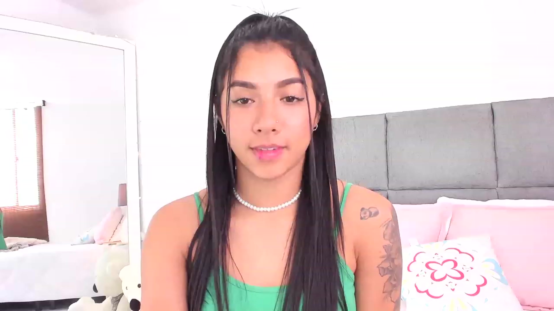Gallery image thumbnail from Danna___'s myfreecams stream on, 05/31/2023, 17:14 image 16 of 20