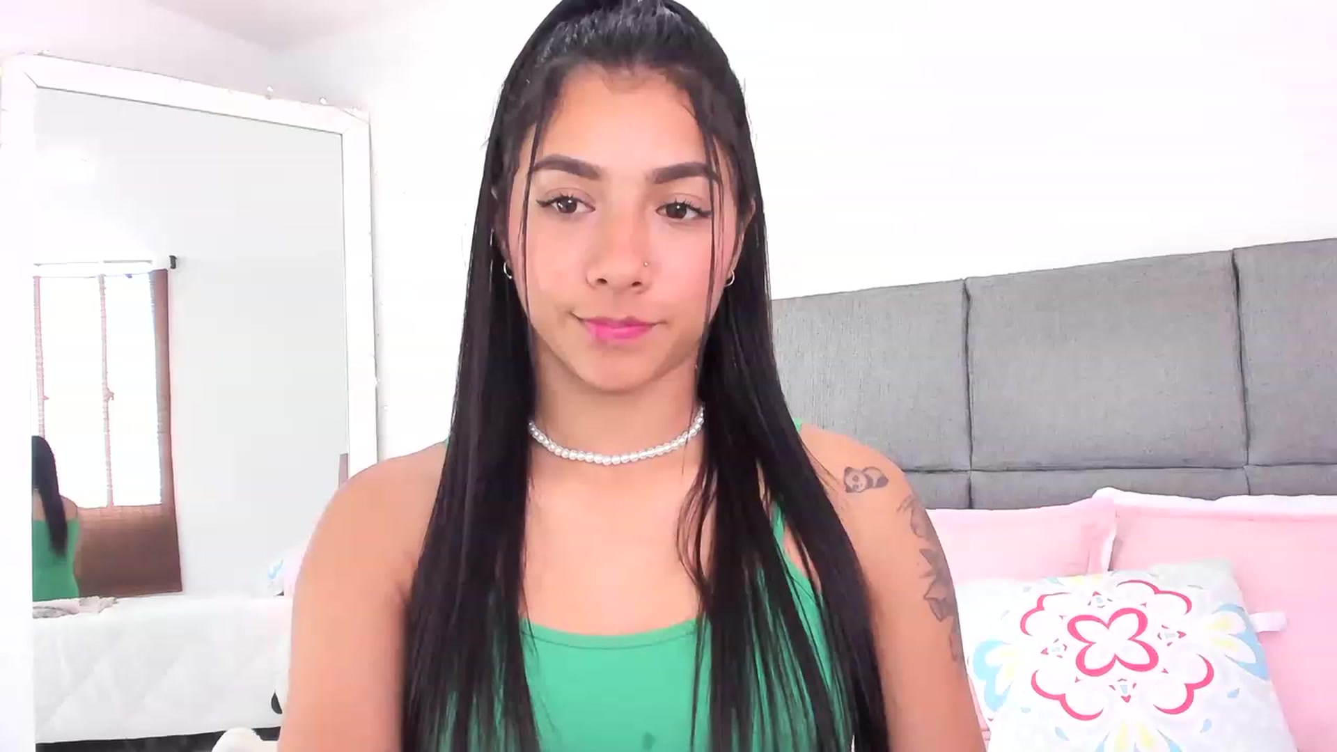 Gallery image thumbnail from Danna___'s myfreecams stream on, 05/31/2023, 17:14 image 1 of 20
