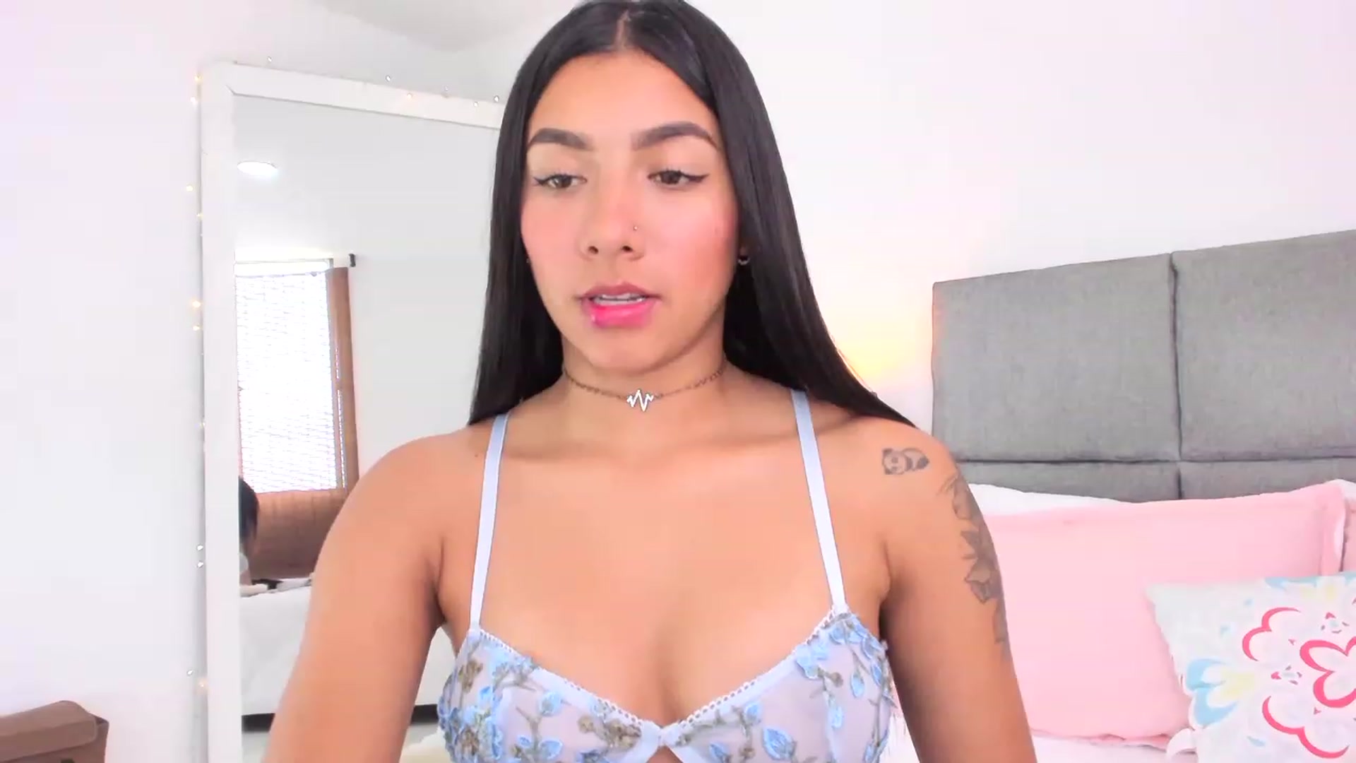Gallery image thumbnail from Danna___'s myfreecams stream on, 06/02/2023, 15:07 image 17 of 20
