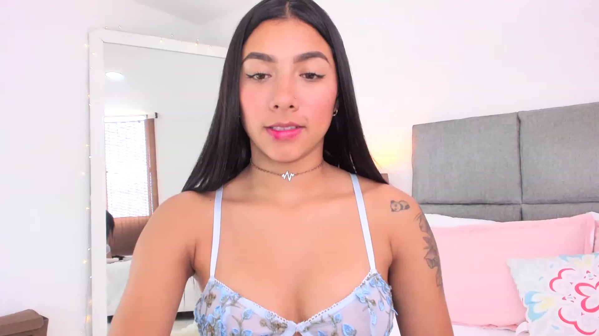 Gallery image thumbnail from Danna___'s myfreecams stream on, 06/02/2023, 15:07 image 16 of 20