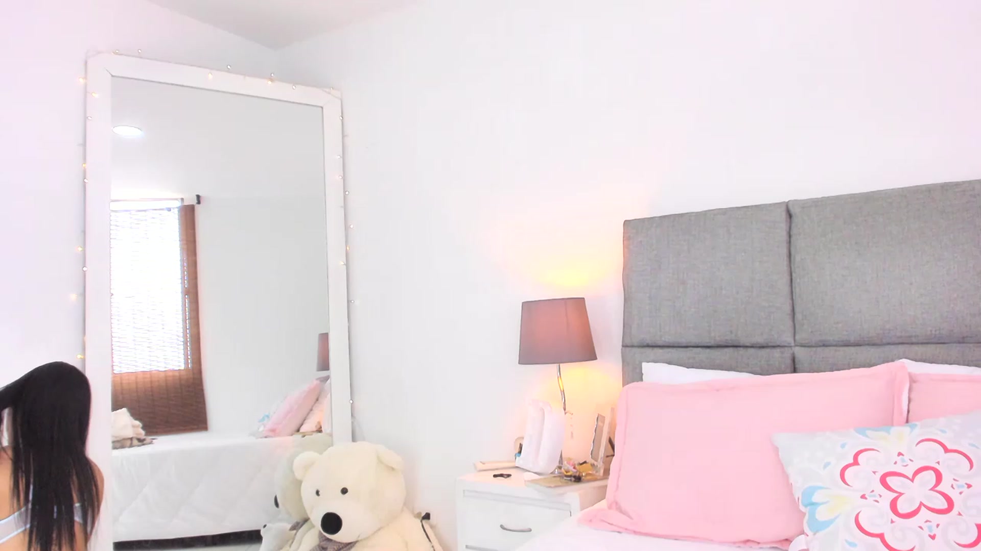 Gallery image thumbnail from Danna___'s myfreecams stream on, 06/02/2023, 15:07 image 7 of 20