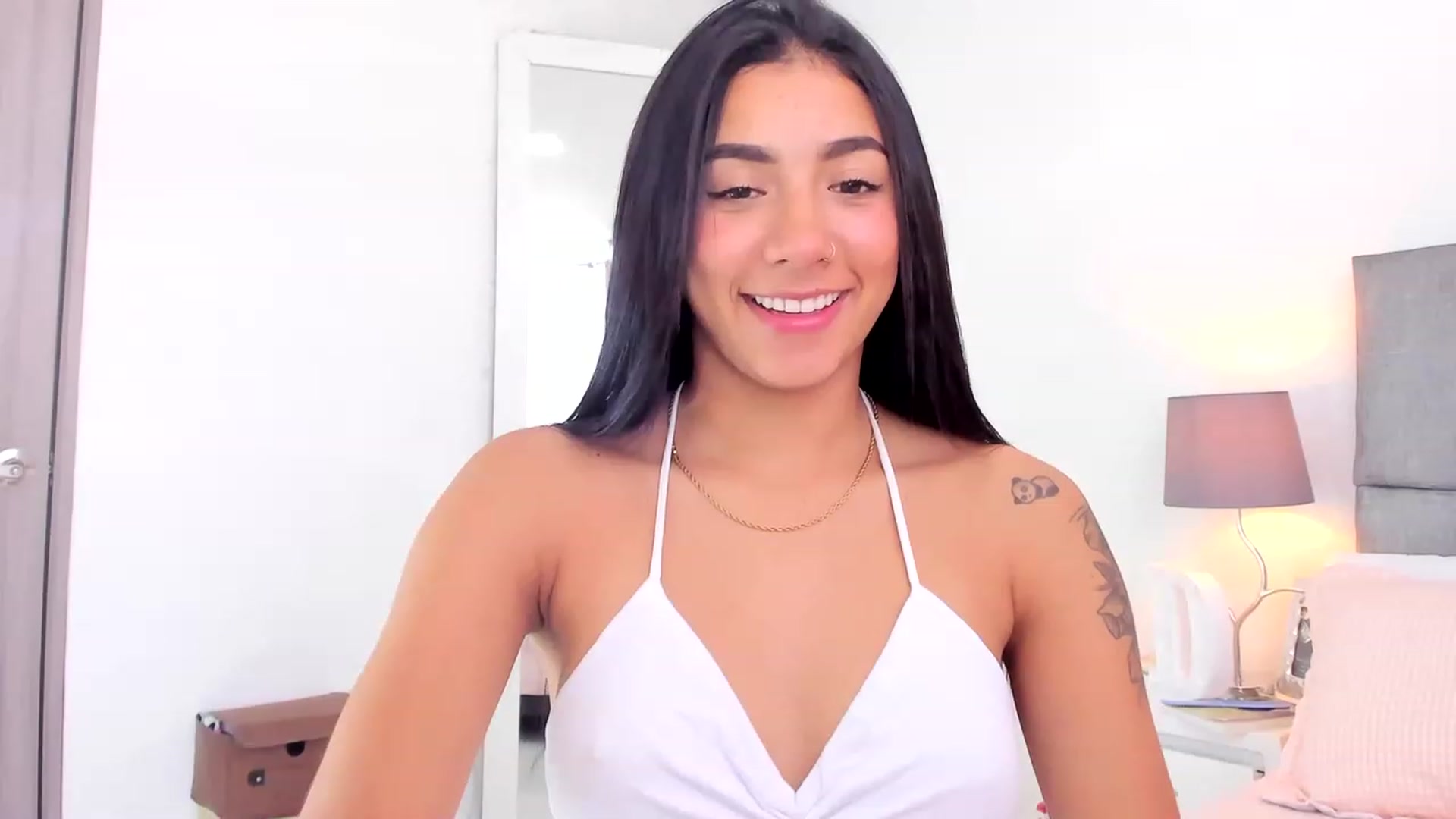 Gallery image thumbnail from Danna___'s myfreecams stream on, 06/15/2023, 15:51 image 6 of 20