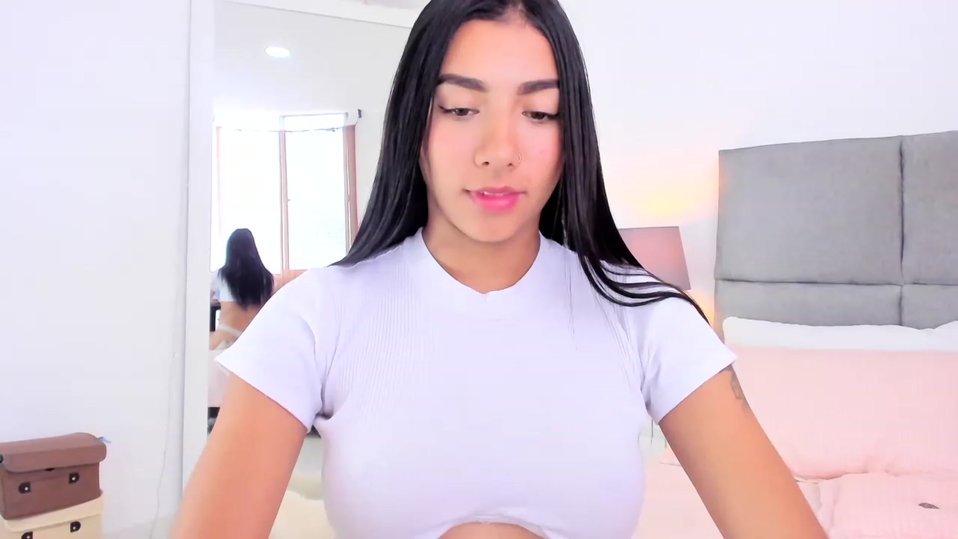 Gallery image thumbnail from Danna___'s myfreecams stream on, 06/24/2023, 16:44 image 5 of 20