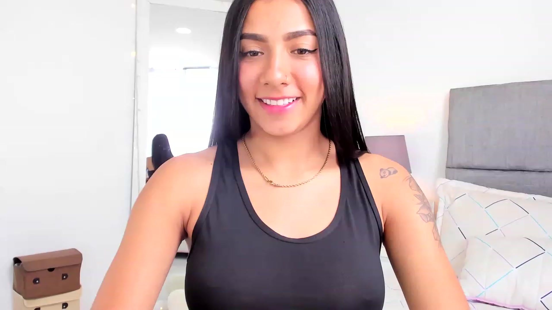 Gallery image thumbnail from Danna___'s myfreecams stream on, 07/03/2023, 17:39 image 13 of 20