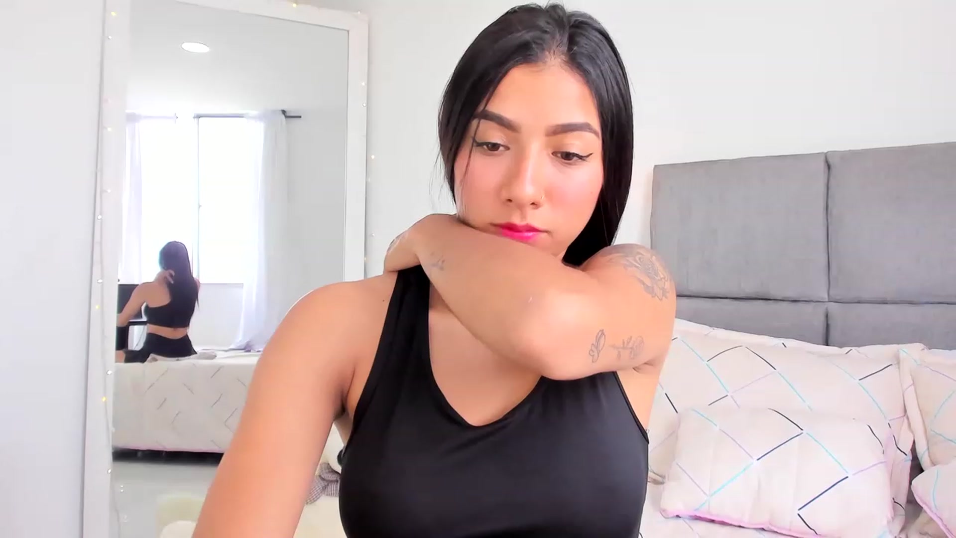 Gallery image thumbnail from Danna___'s myfreecams stream on, 07/03/2023, 17:39 image 5 of 20