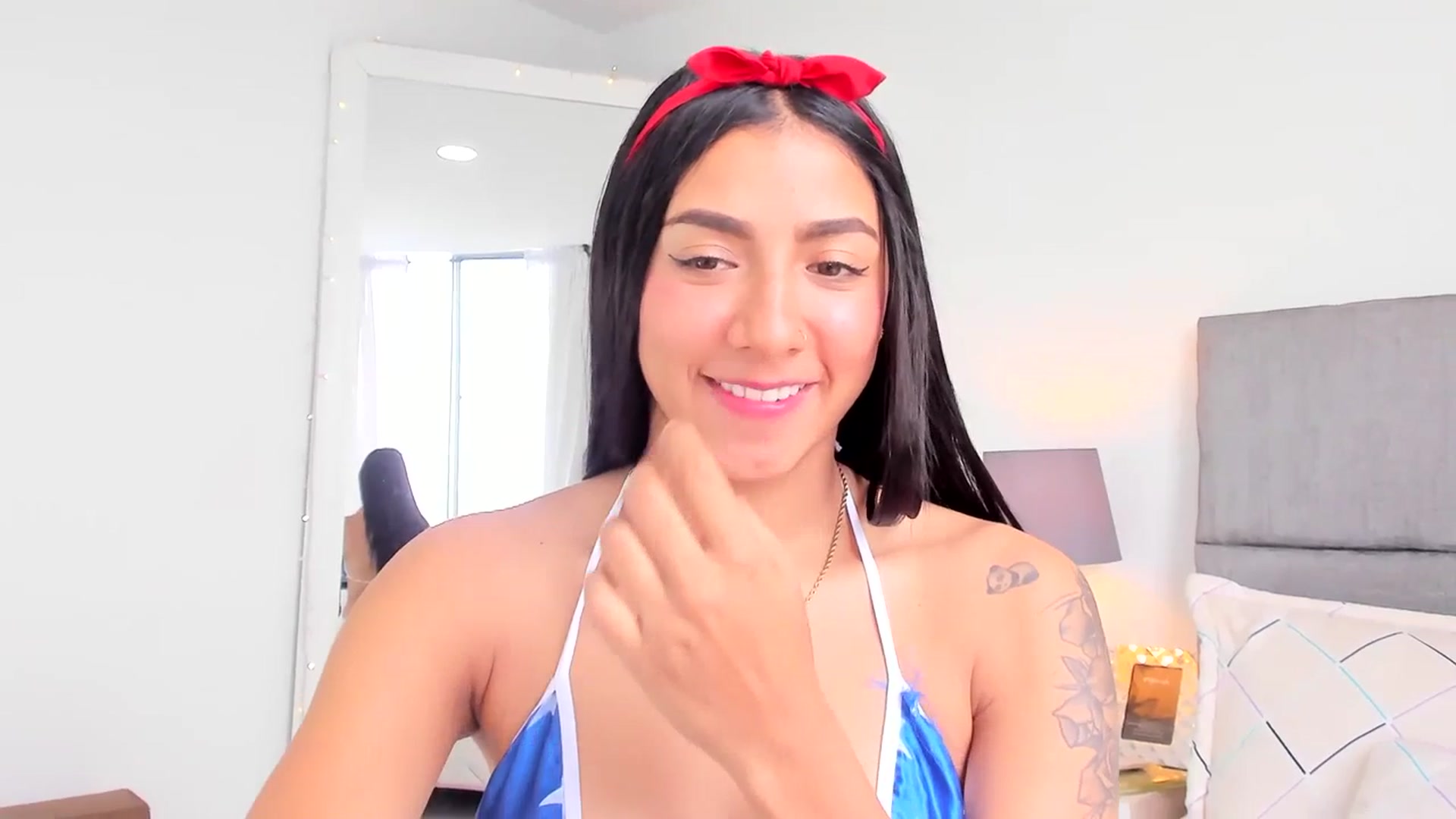 Gallery image thumbnail from Danna___'s myfreecams stream on, 07/04/2023, 17:39 image 18 of 20