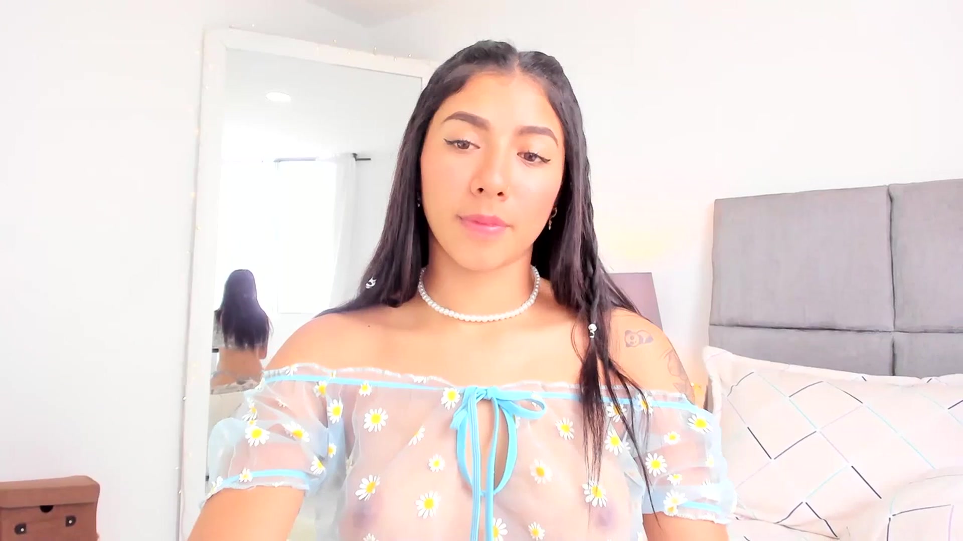 Gallery image thumbnail from Danna___'s myfreecams stream on, 07/08/2023, 17:48 image 13 of 20