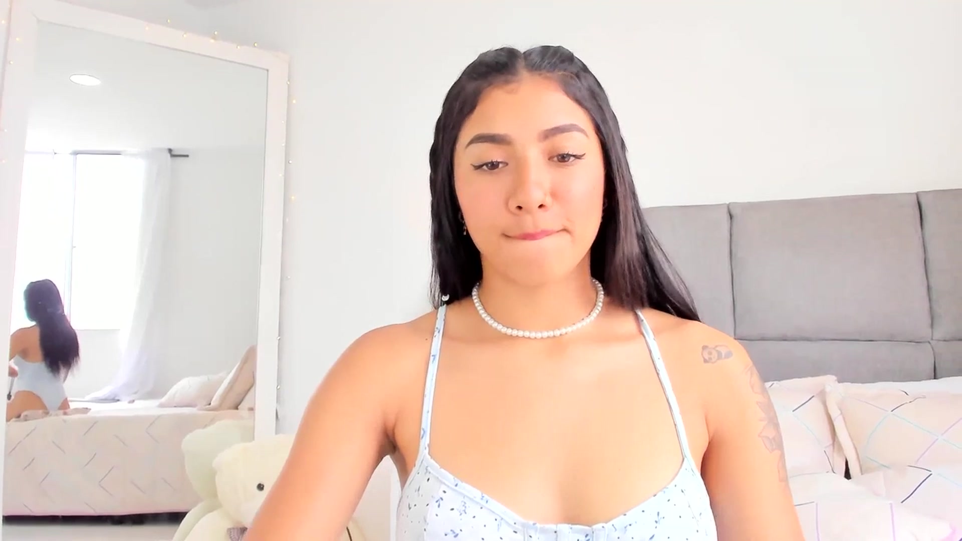 Gallery image thumbnail from Danna___'s myfreecams stream on, 07/08/2023, 17:48 image 10 of 20