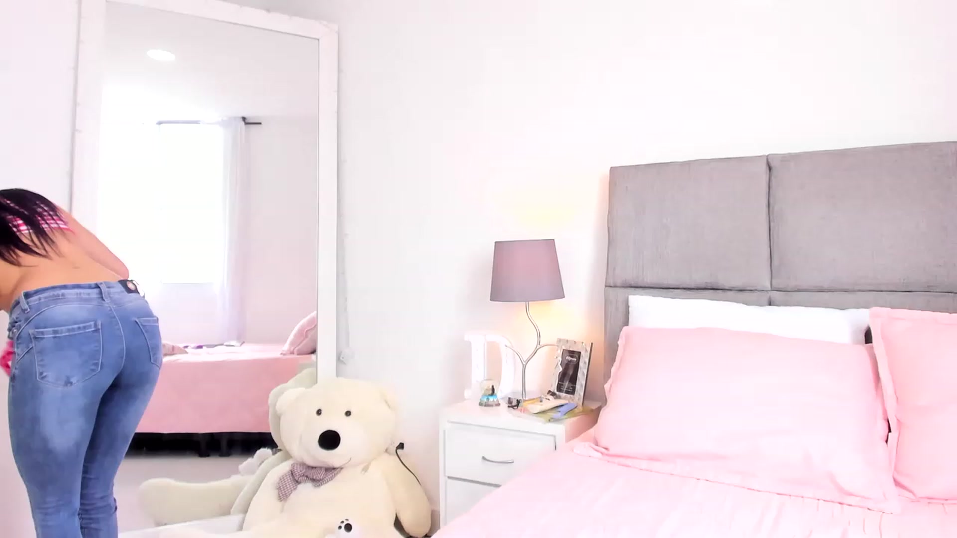 Gallery image thumbnail from Danna___'s myfreecams stream on, 07/11/2023, 17:47 image 19 of 20