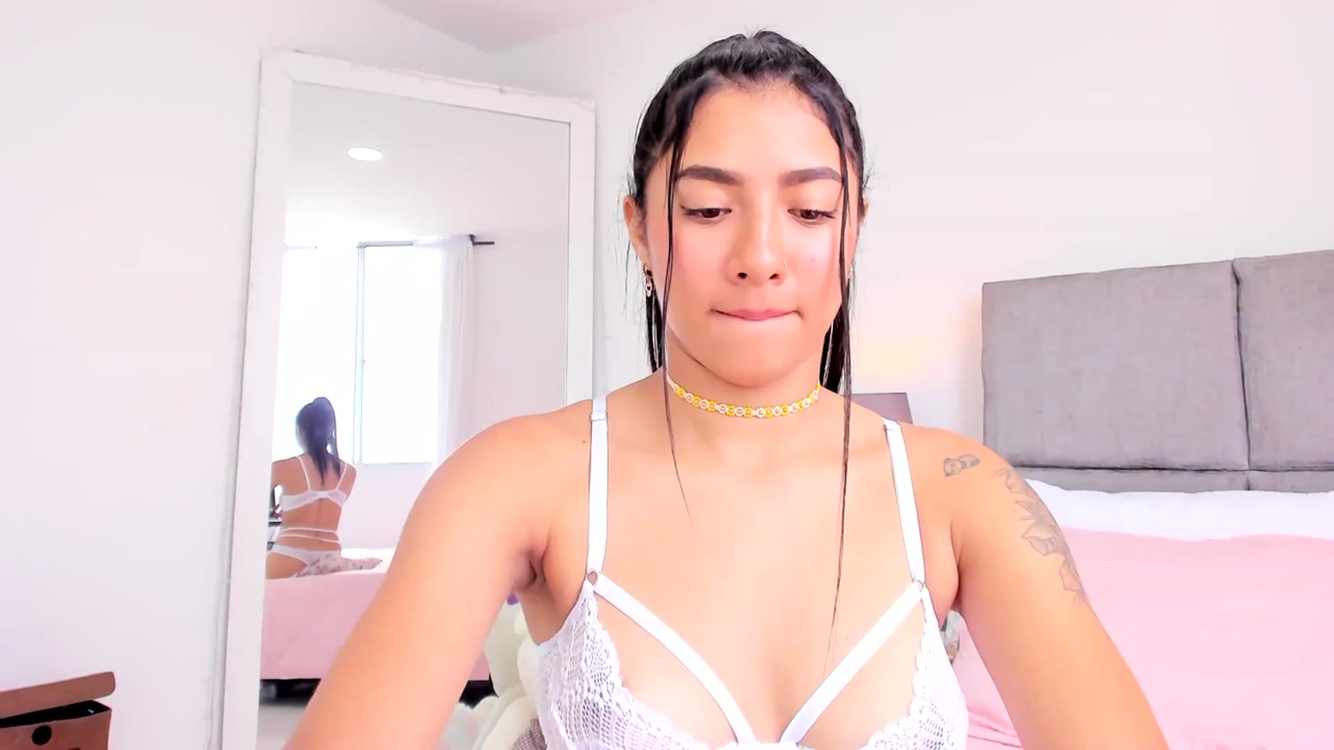 Gallery image thumbnail from Danna___'s myfreecams stream on, 07/15/2023, 17:02 image 17 of 20