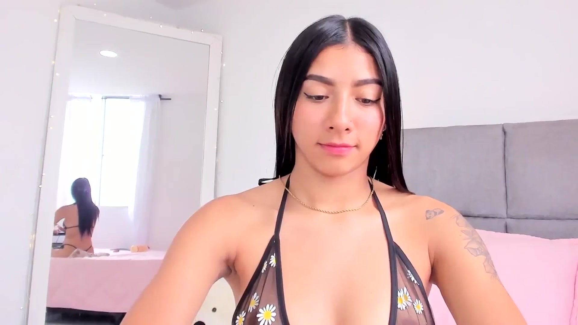Gallery image thumbnail from Danna___'s myfreecams stream on, 07/22/2023, 17:33 image 11 of 20