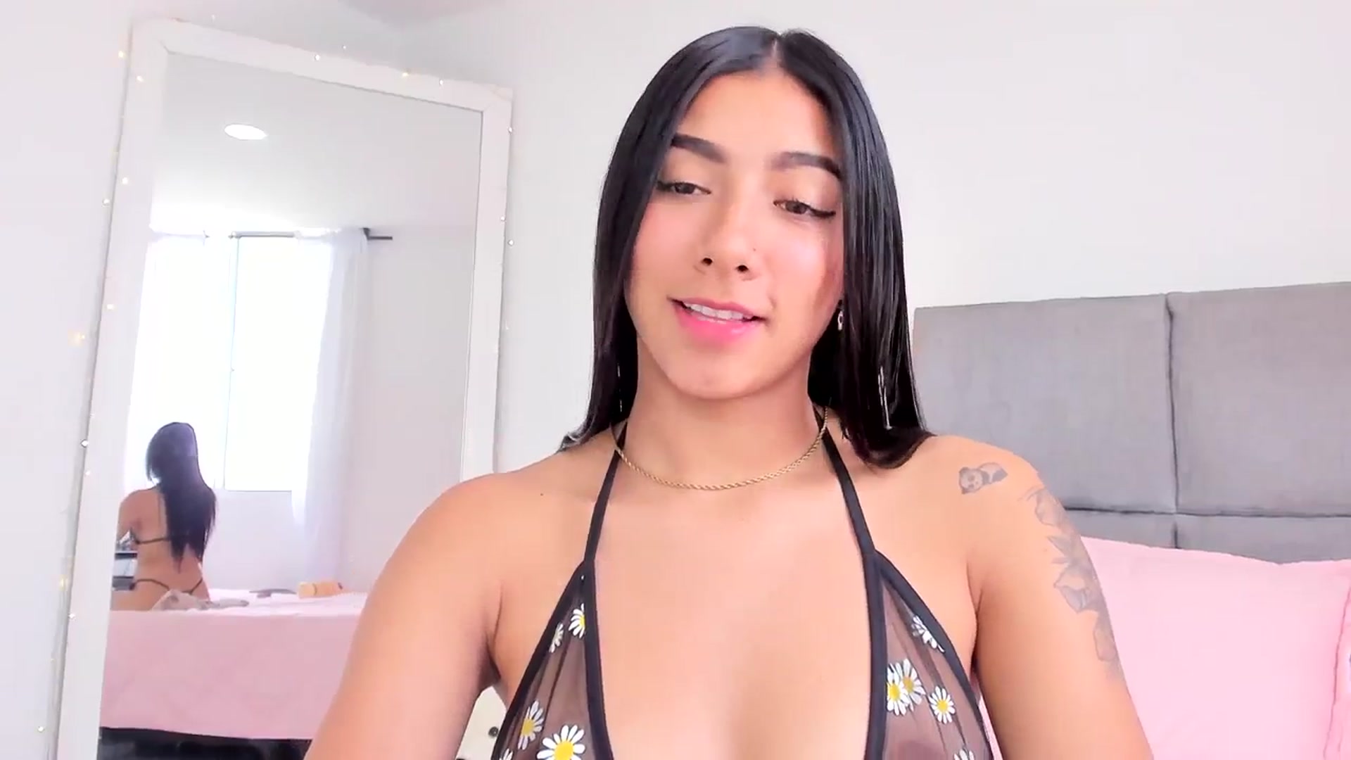 Gallery image thumbnail from Danna___'s myfreecams stream on, 07/22/2023, 17:33 image 14 of 20