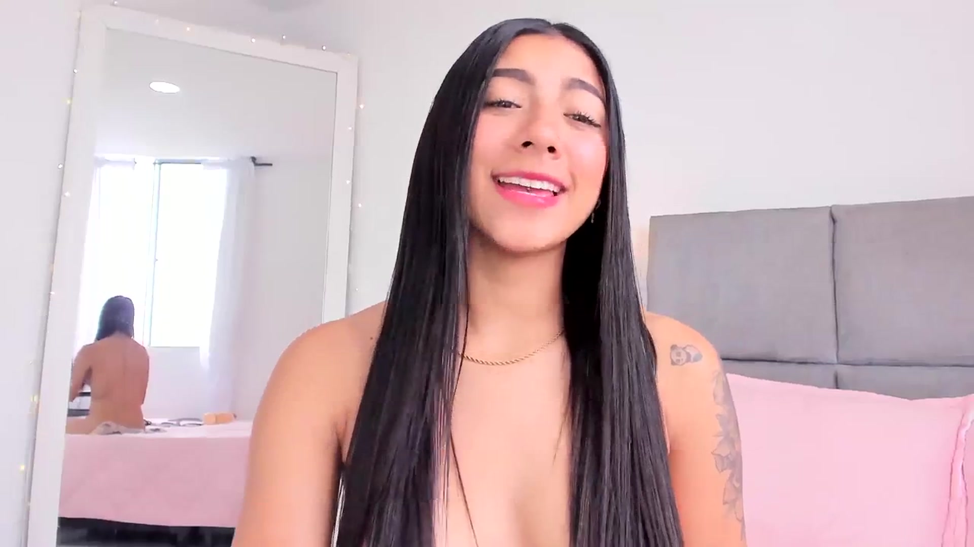Gallery image thumbnail from Danna___'s myfreecams stream on, 07/22/2023, 17:33 image 2 of 20