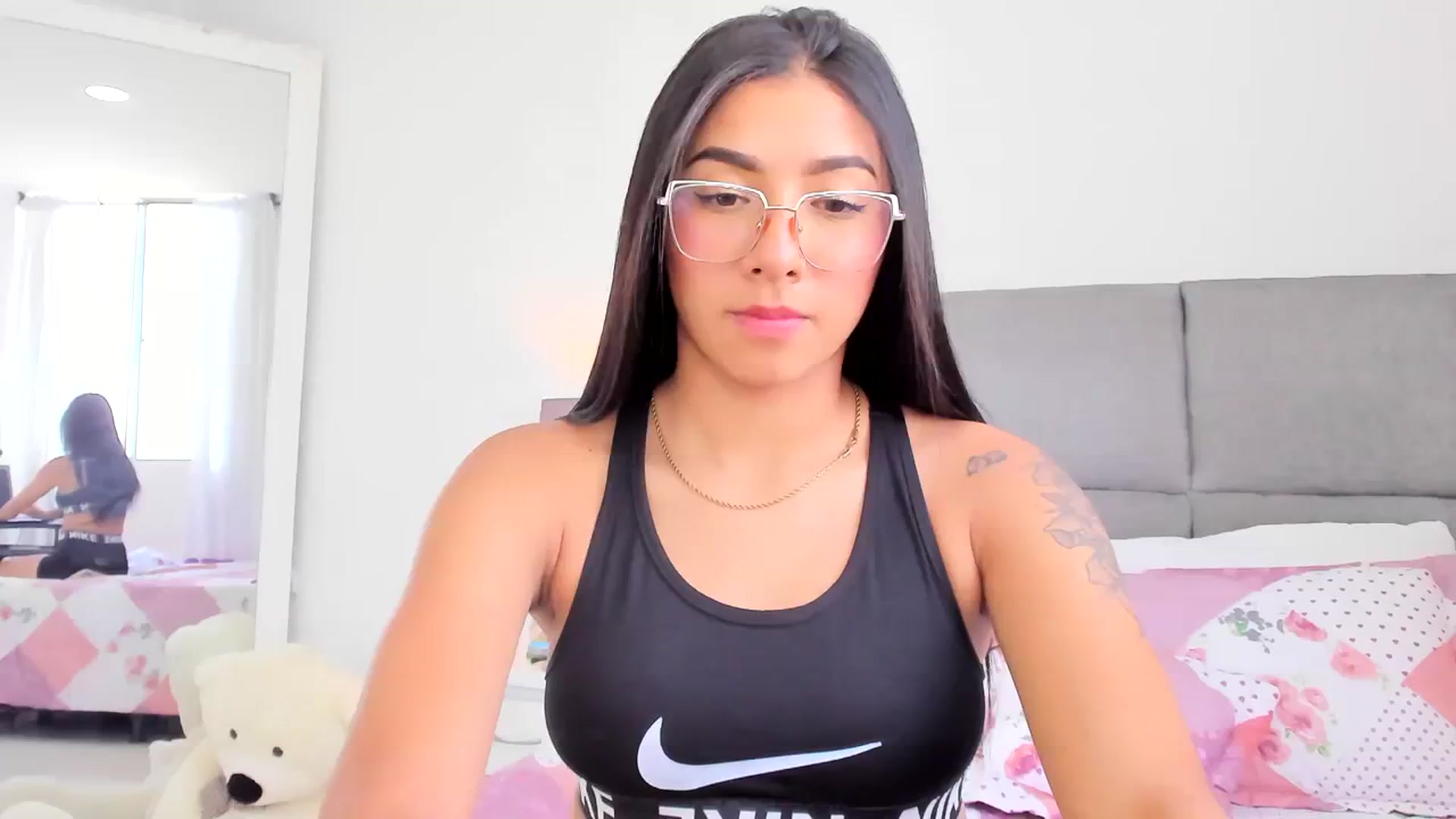 Gallery image thumbnail from Danna___'s myfreecams stream on, 08/11/2023, 17:34 image 10 of 20
