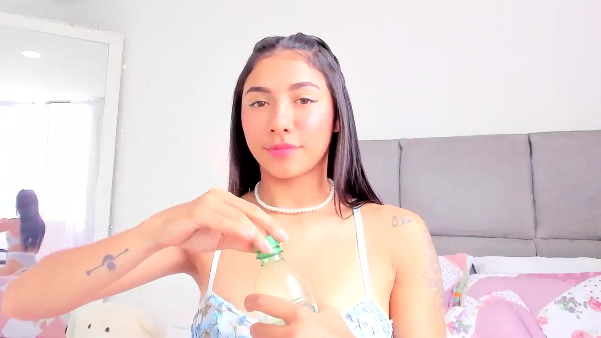 Gallery image thumbnail from Danna___'s myfreecams stream on, 08/15/2023, 17:59 image 7 of 20