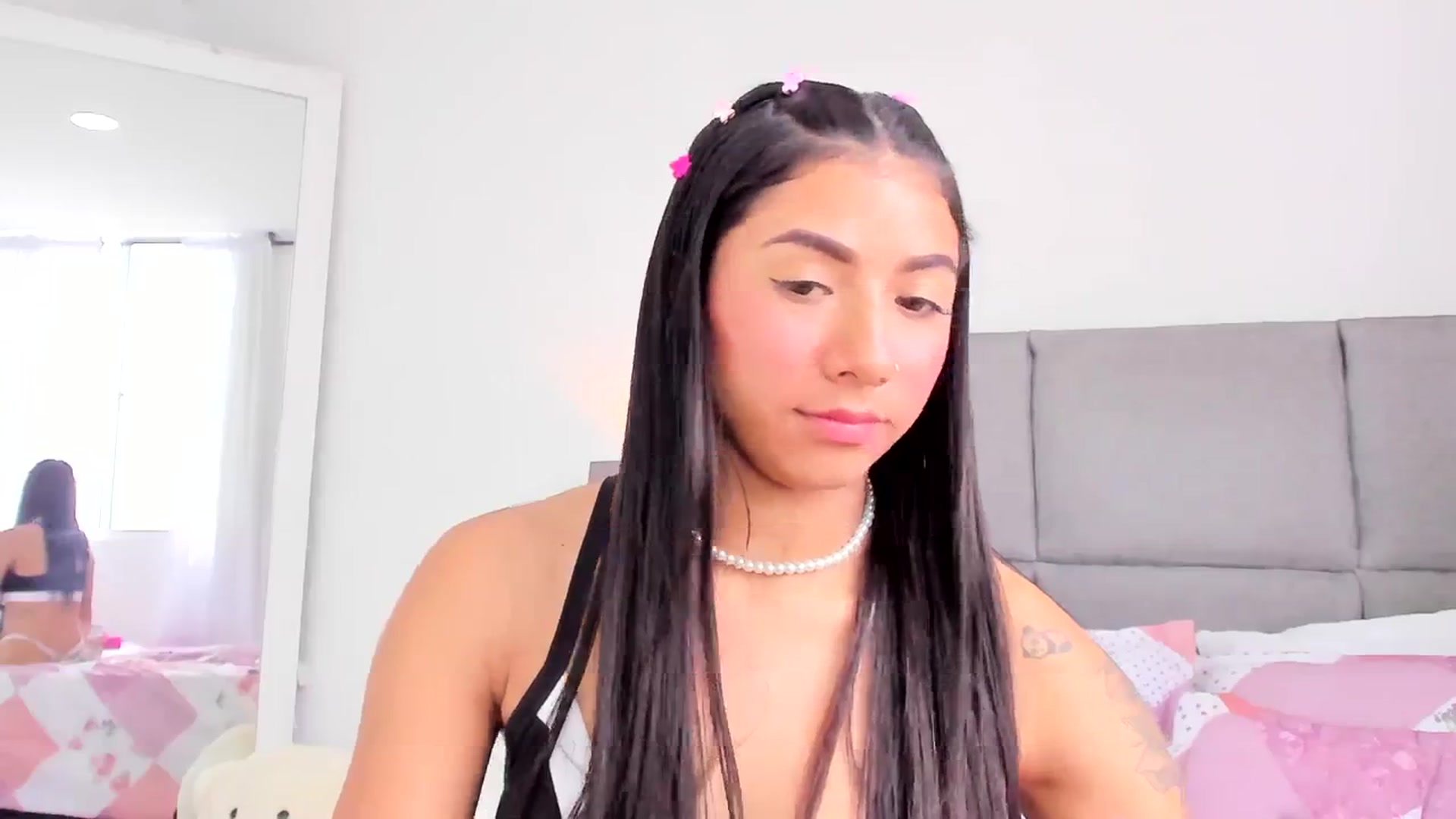 Gallery image thumbnail from Danna___'s myfreecams stream on, 08/17/2023, 17:08 image 18 of 20