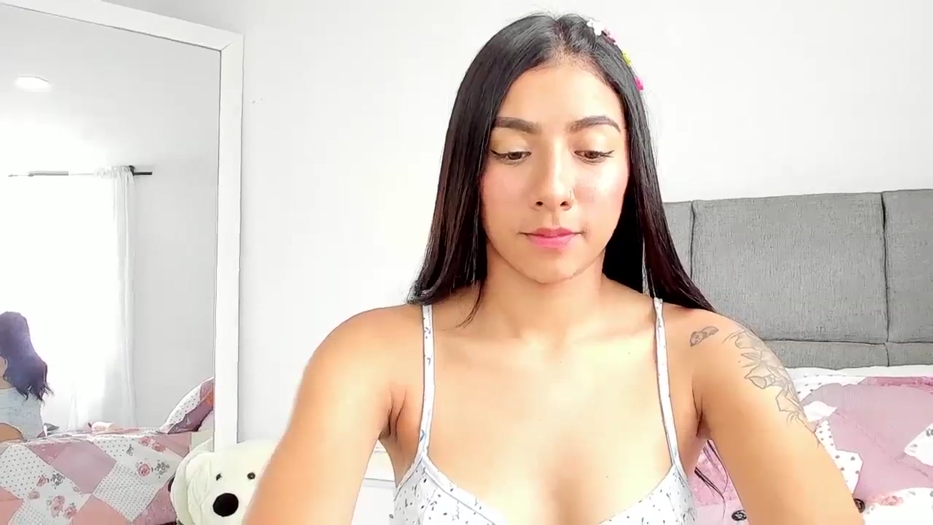 Gallery image thumbnail from Danna___'s myfreecams stream on, 08/19/2023, 18:02 image 2 of 20