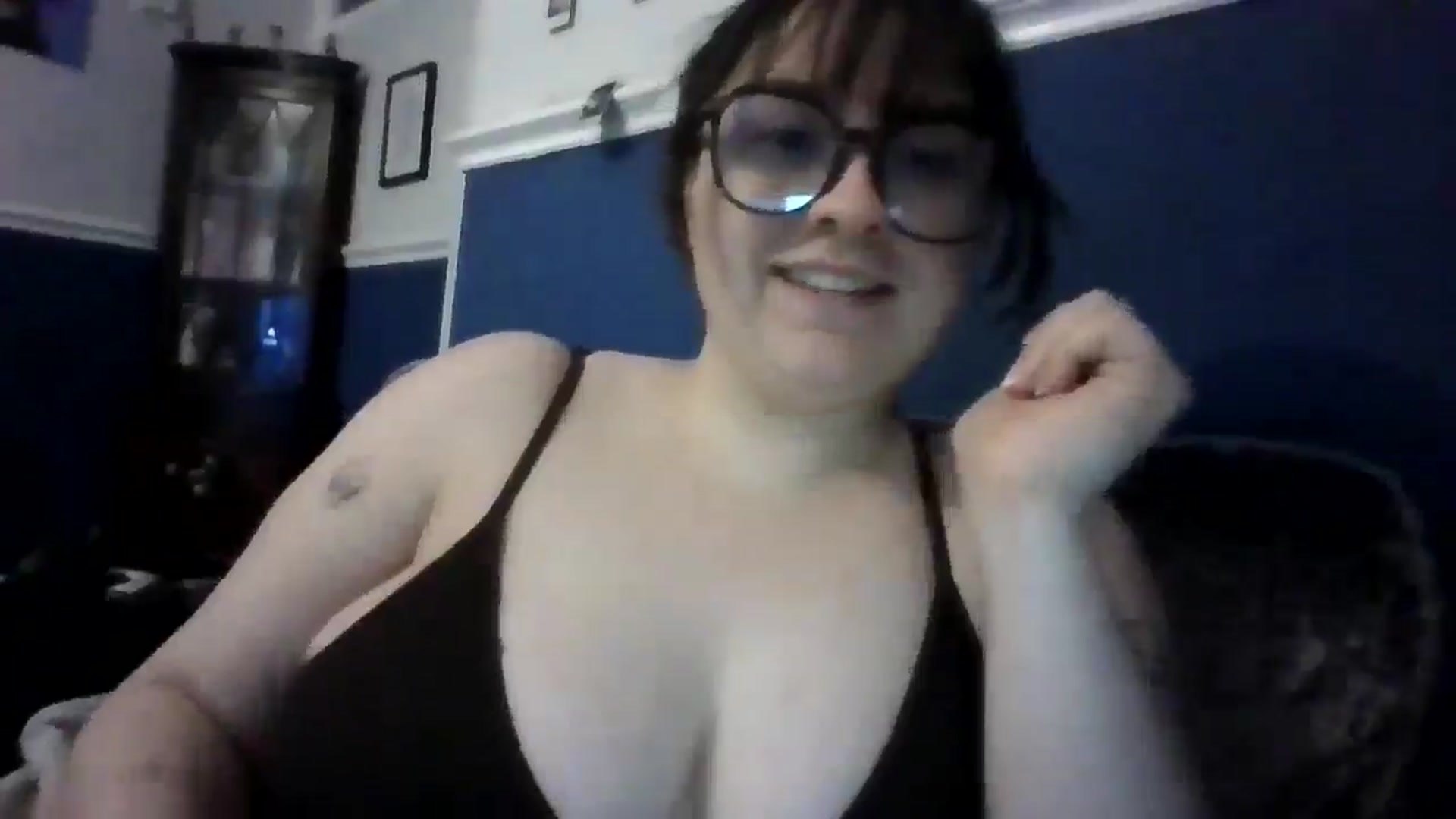 Gallery image thumbnail from Danniiixxx's myfreecams stream on, 03/24/2025, 22:39 image 18 of 20