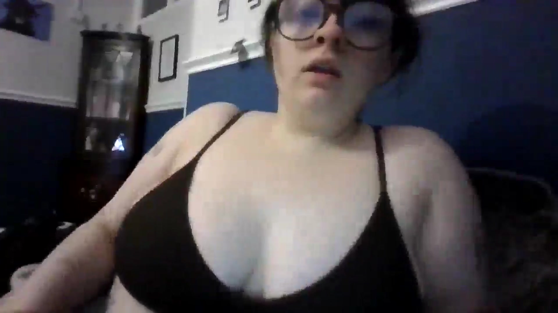 Gallery image thumbnail from Danniiixxx's myfreecams stream on, 03/24/2025, 22:39 image 8 of 20