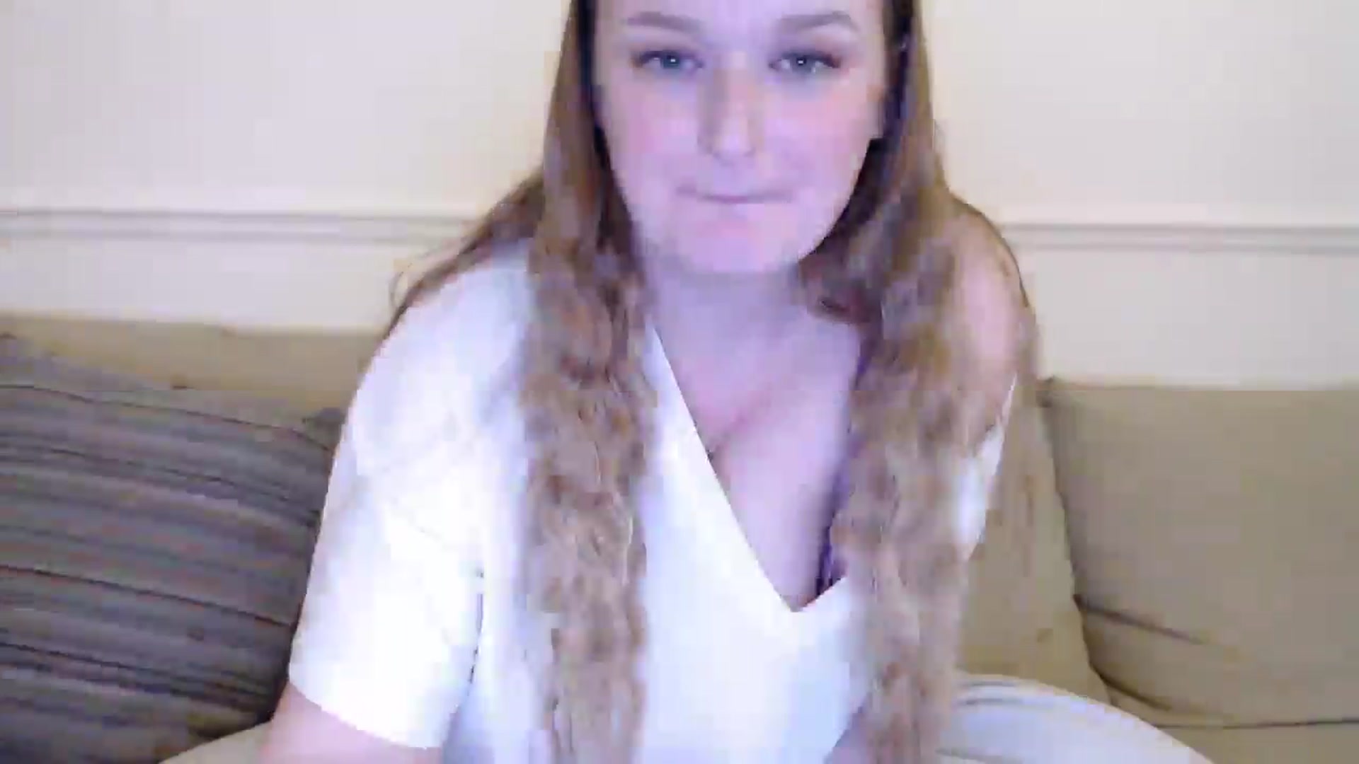 Gallery image thumbnail from DarcyJames's myfreecams stream on, 03/29/2026, 19:01 image 19 of 20
