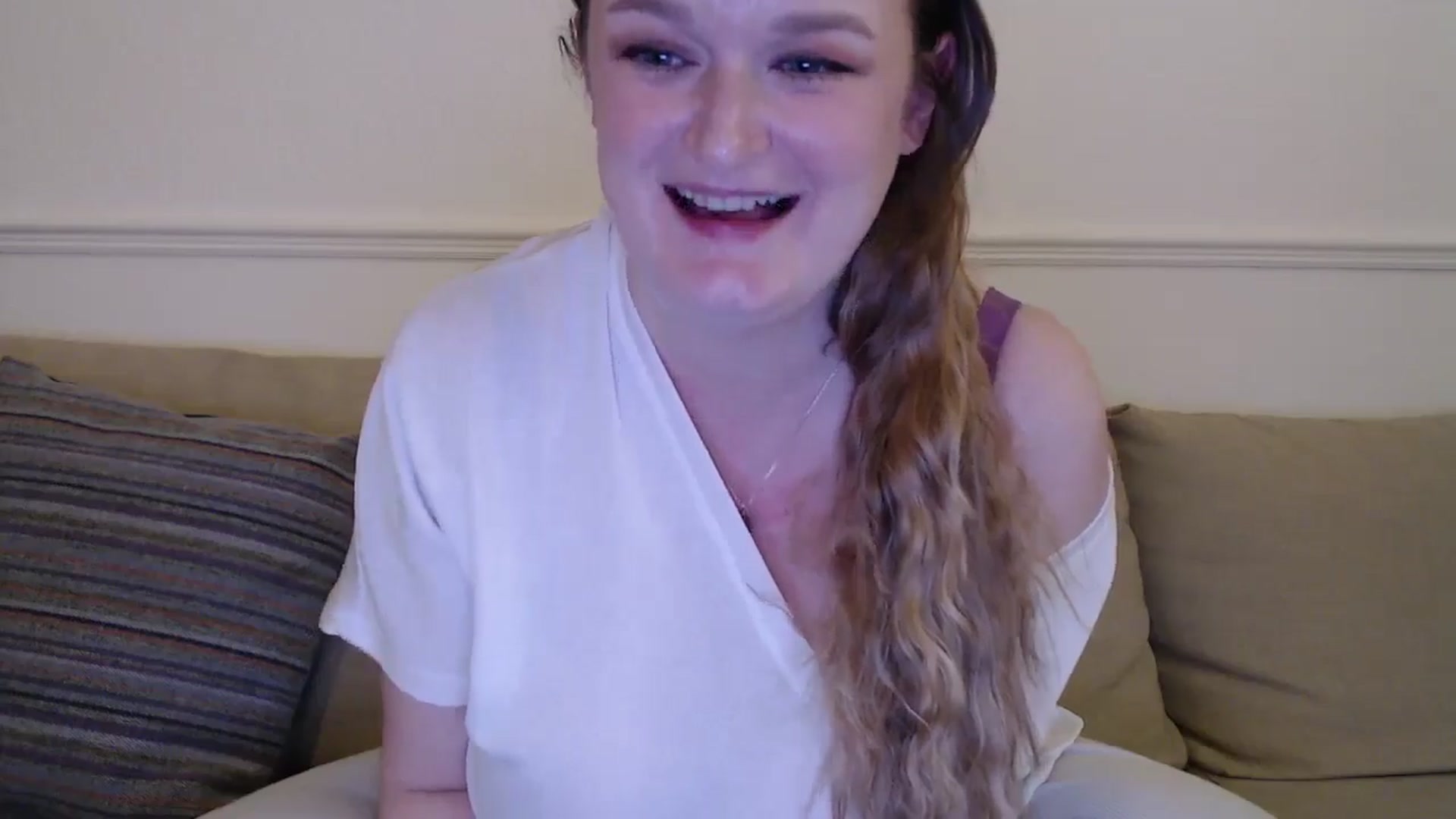 Gallery image thumbnail from DarcyJames's myfreecams stream on, 03/29/2026, 19:01 image 18 of 20