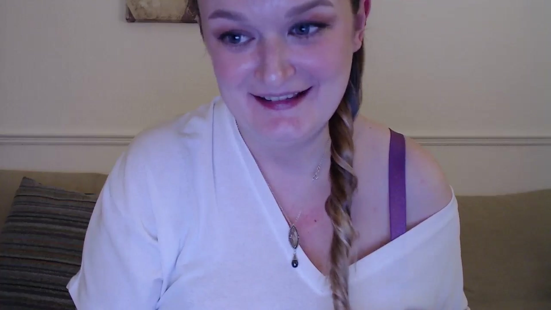 Gallery image thumbnail from DarcyJames's myfreecams stream on, 03/29/2026, 19:01 image 6 of 20