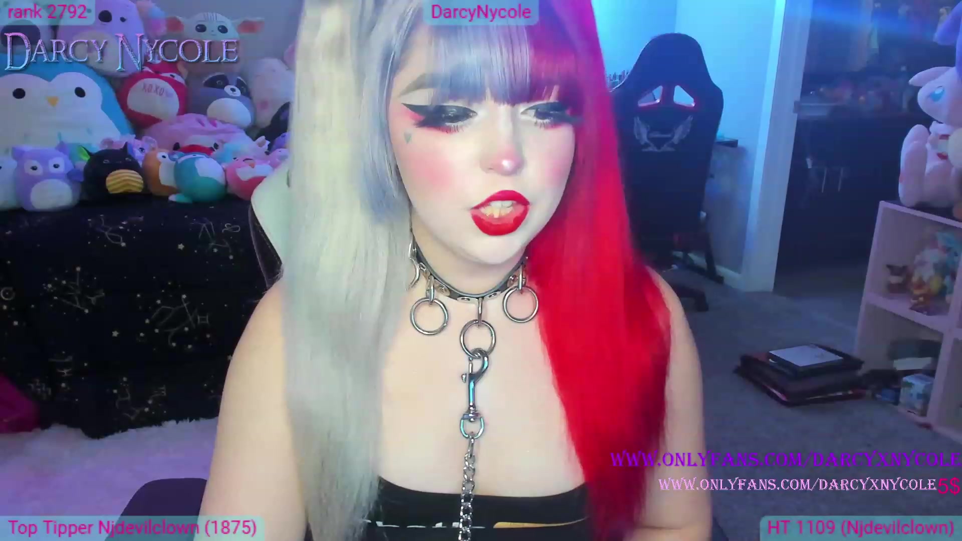 Gallery image thumbnail from DarcyNycole's myfreecams stream on, 11/24/2022, 05:38 image 13 of 20