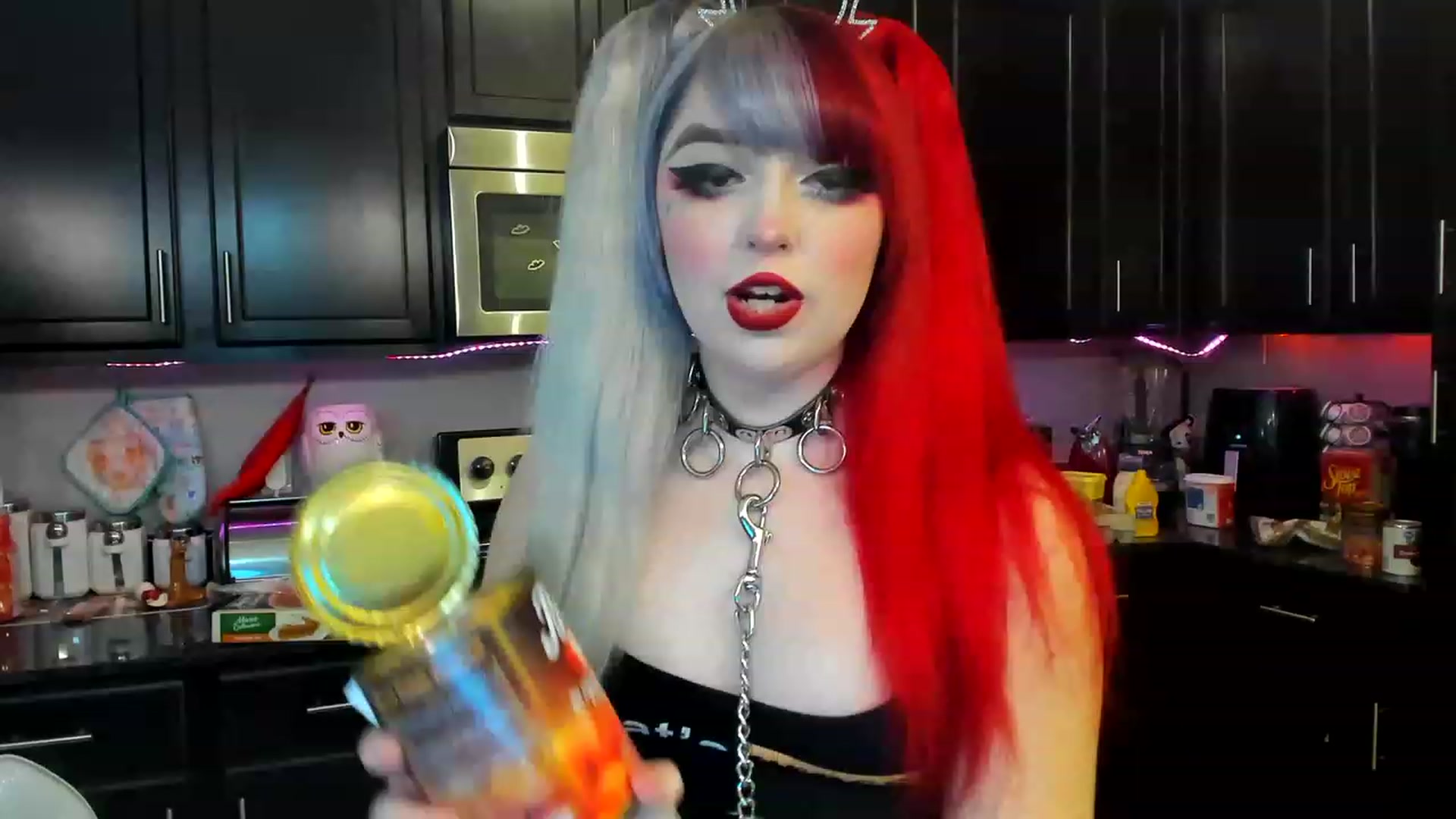 Gallery image thumbnail from DarcyNycole's myfreecams stream on, 11/24/2022, 06:59 image 3 of 20
