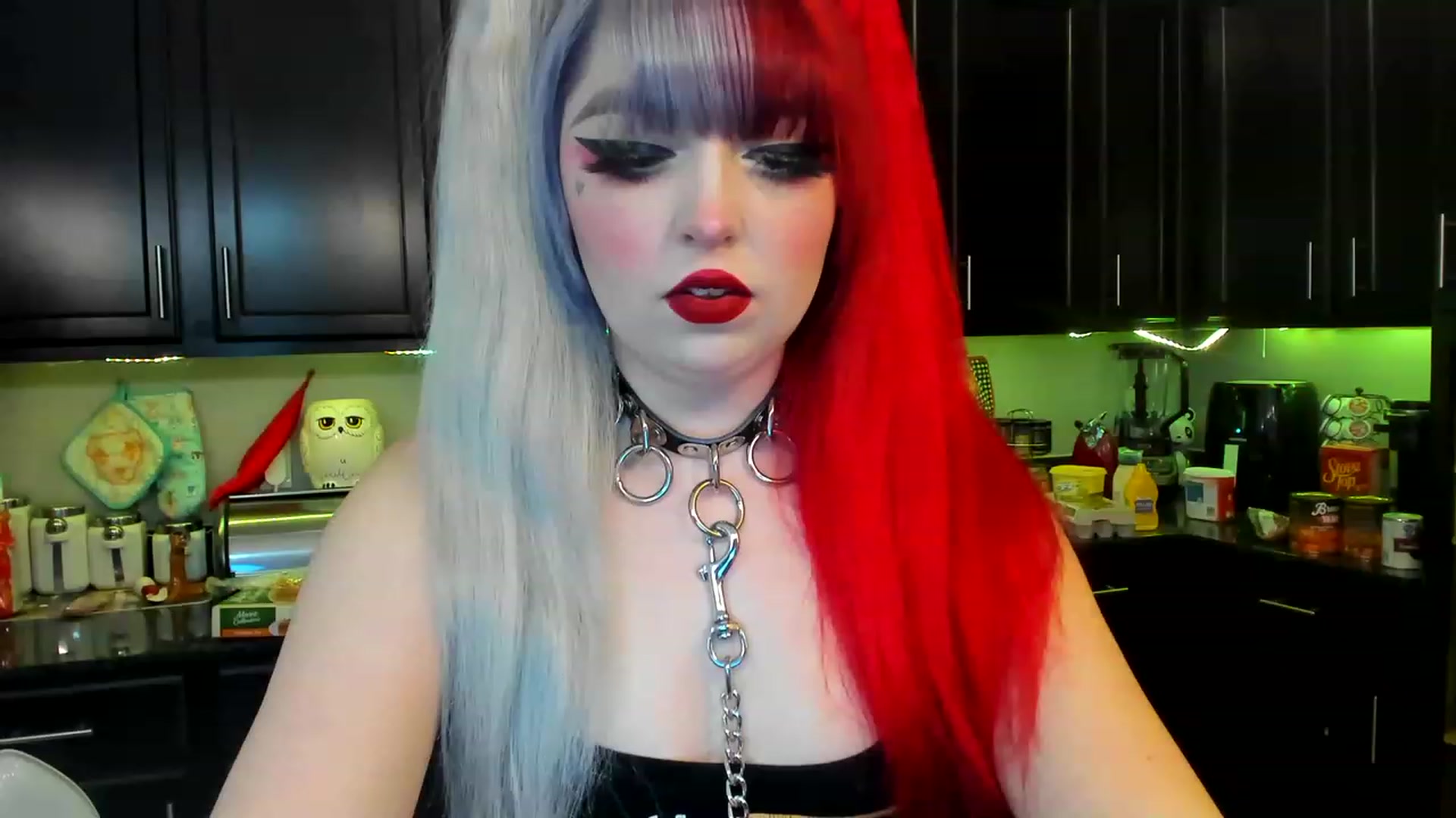 Gallery image thumbnail from DarcyNycole's myfreecams stream on, 11/24/2022, 06:59 image 1 of 20