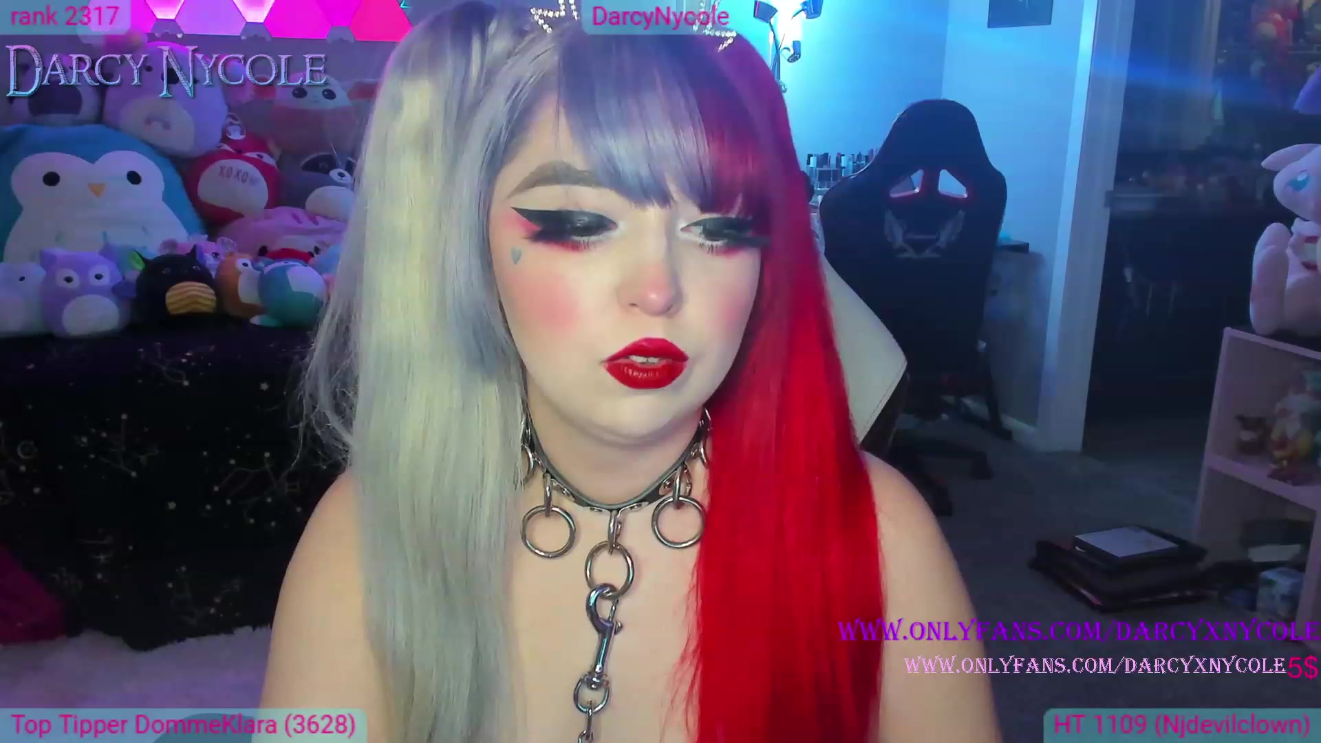 Gallery image thumbnail from DarcyNycole's myfreecams stream on, 11/24/2022, 08:25 image 16 of 20