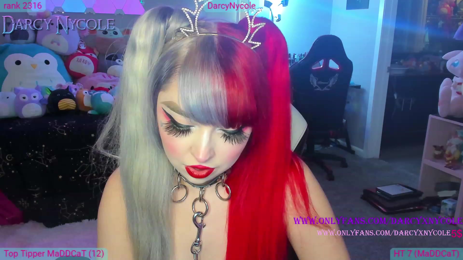 Gallery image thumbnail from DarcyNycole's myfreecams stream on, 11/24/2022, 08:25 image 19 of 20