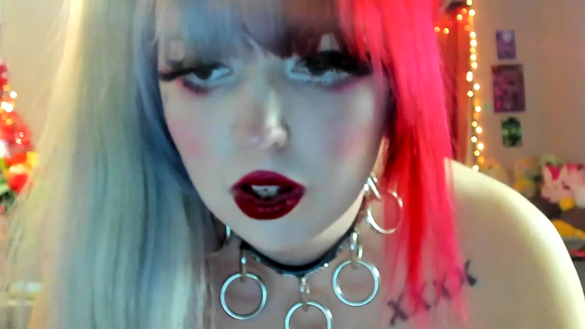 Gallery image thumbnail from DarcyNycole's myfreecams stream on, 11/24/2022, 09:01 image 6 of 20