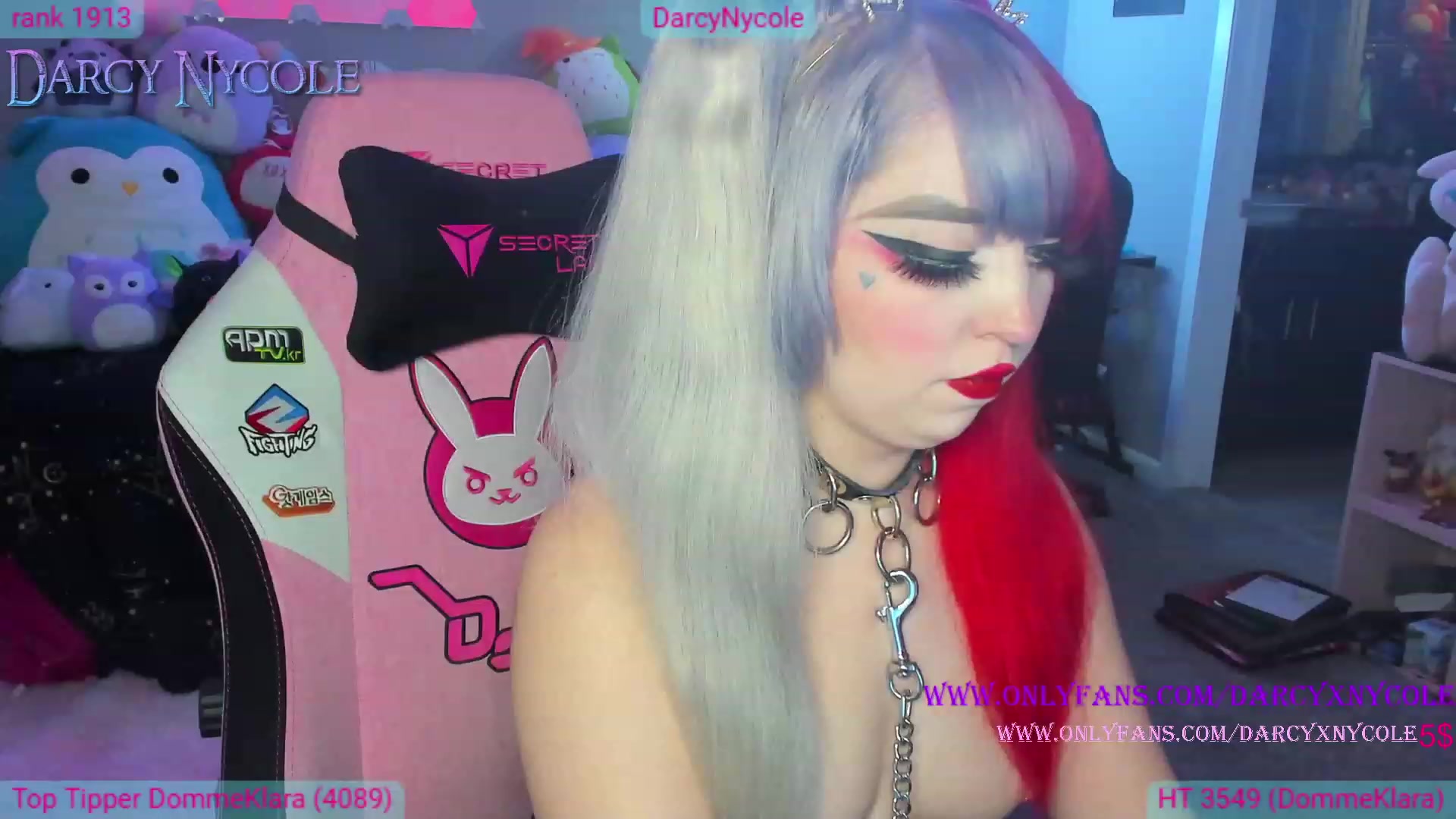 Gallery image thumbnail from DarcyNycole's myfreecams stream on, 11/24/2022, 09:23 image 7 of 20
