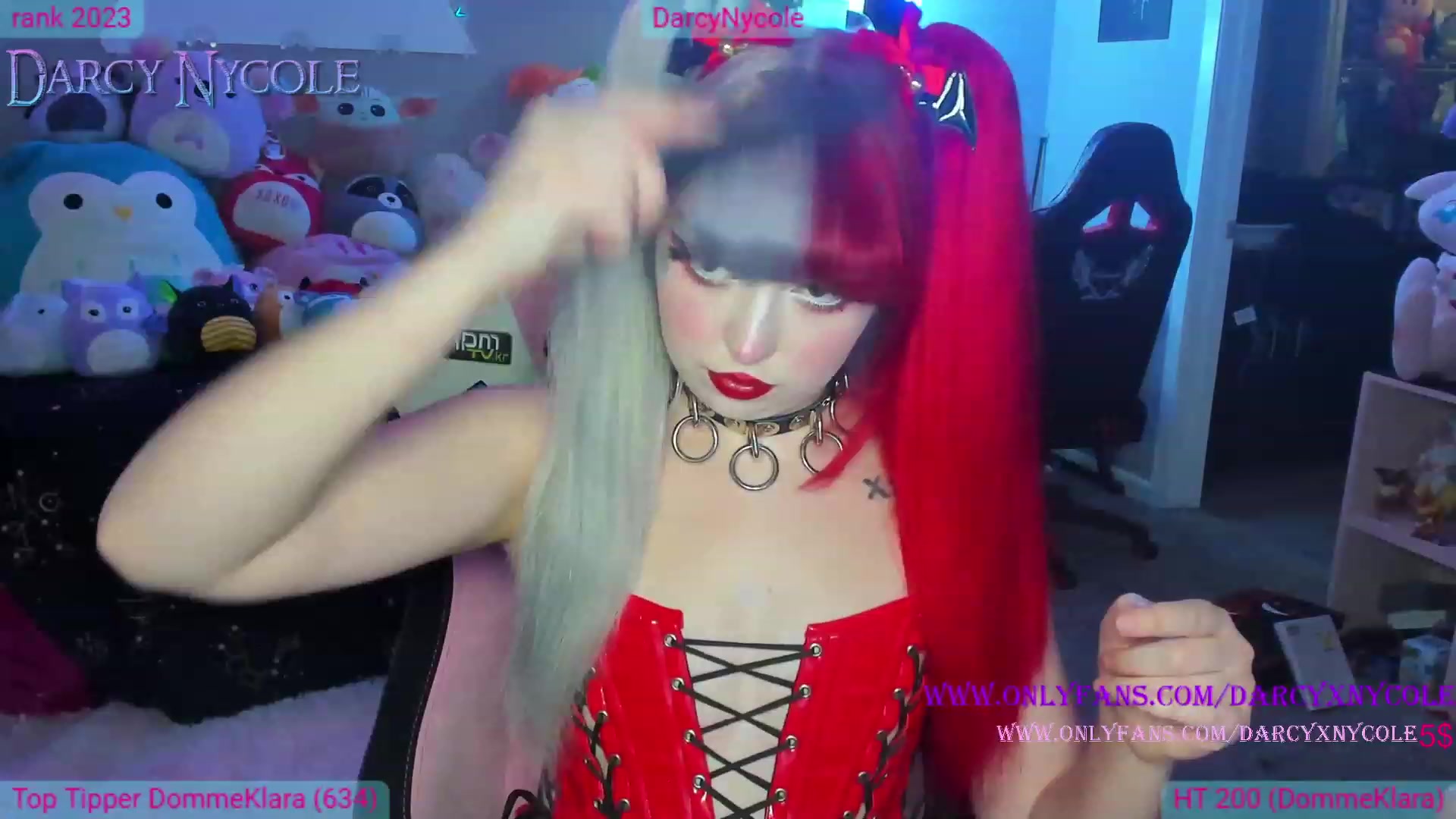 Gallery image thumbnail from DarcyNycole's myfreecams stream on, 11/26/2022, 08:51 image 3 of 20