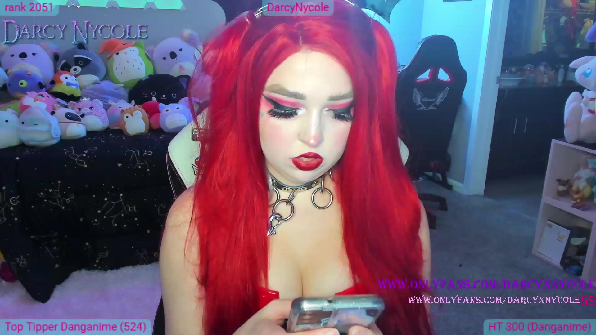 Gallery image thumbnail from DarcyNycole's myfreecams stream on, 12/06/2022, 05:59 image 9 of 20