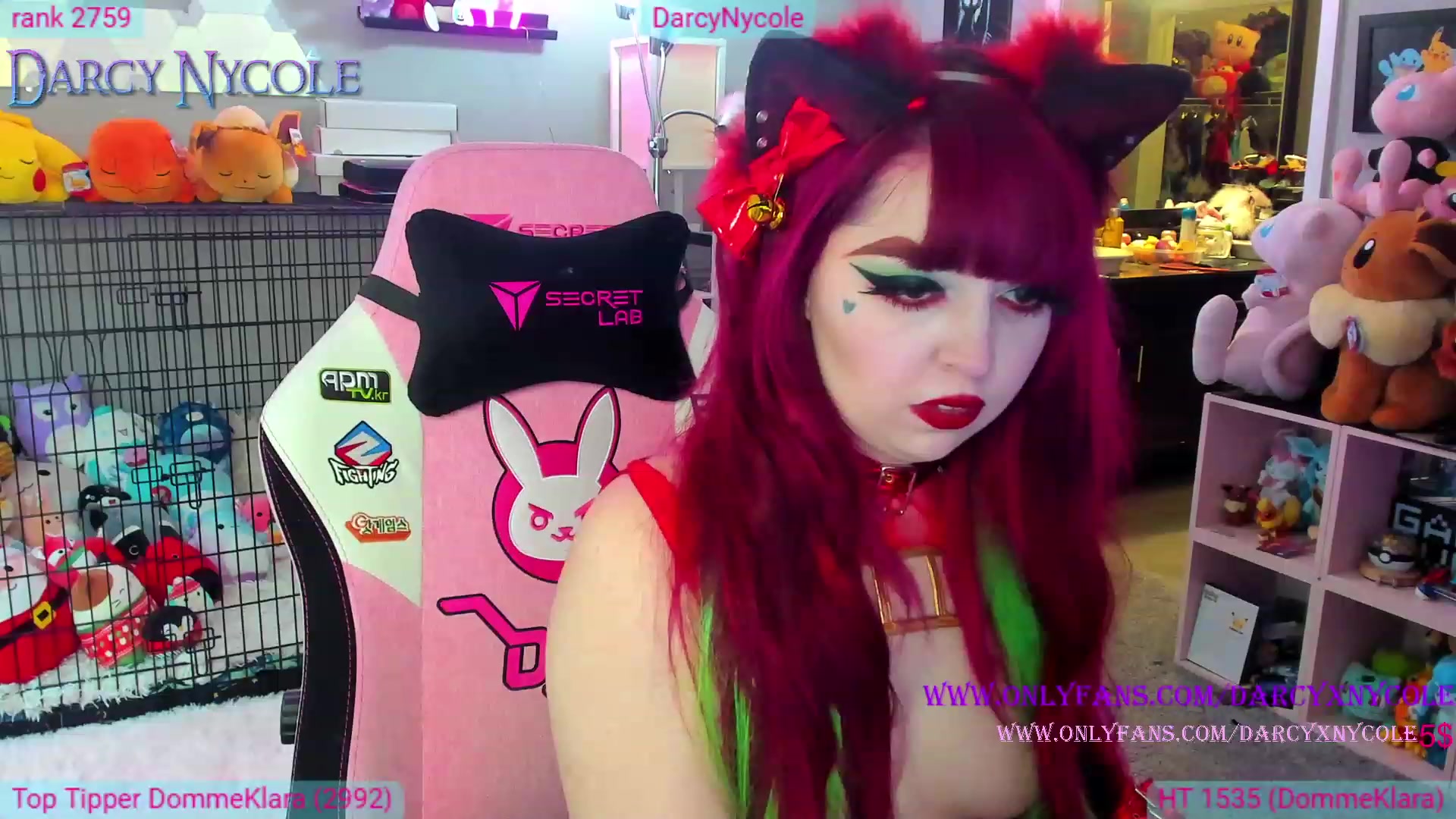 Gallery image thumbnail from DarcyNycole's myfreecams stream on, 12/22/2022, 15:36 image 20 of 20