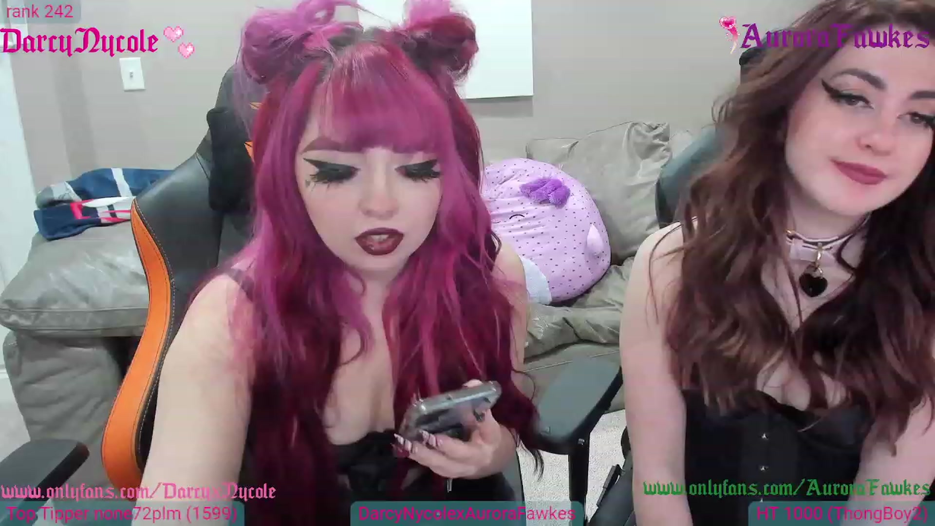 Gallery image thumbnail from DarcyNycole's myfreecams stream on, 01/05/2023, 10:24 image 8 of 20