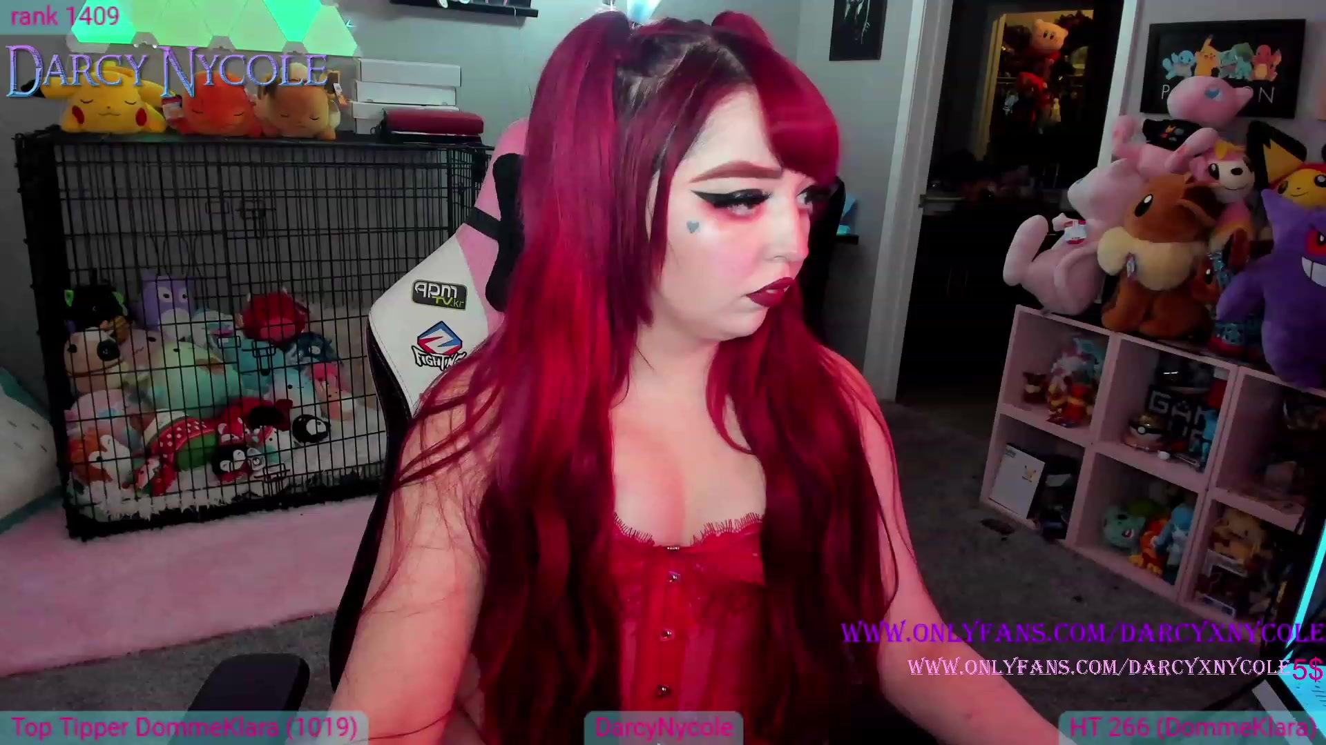 Gallery image thumbnail from DarcyNycole's myfreecams stream on, 01/19/2023, 06:58 image 12 of 20
