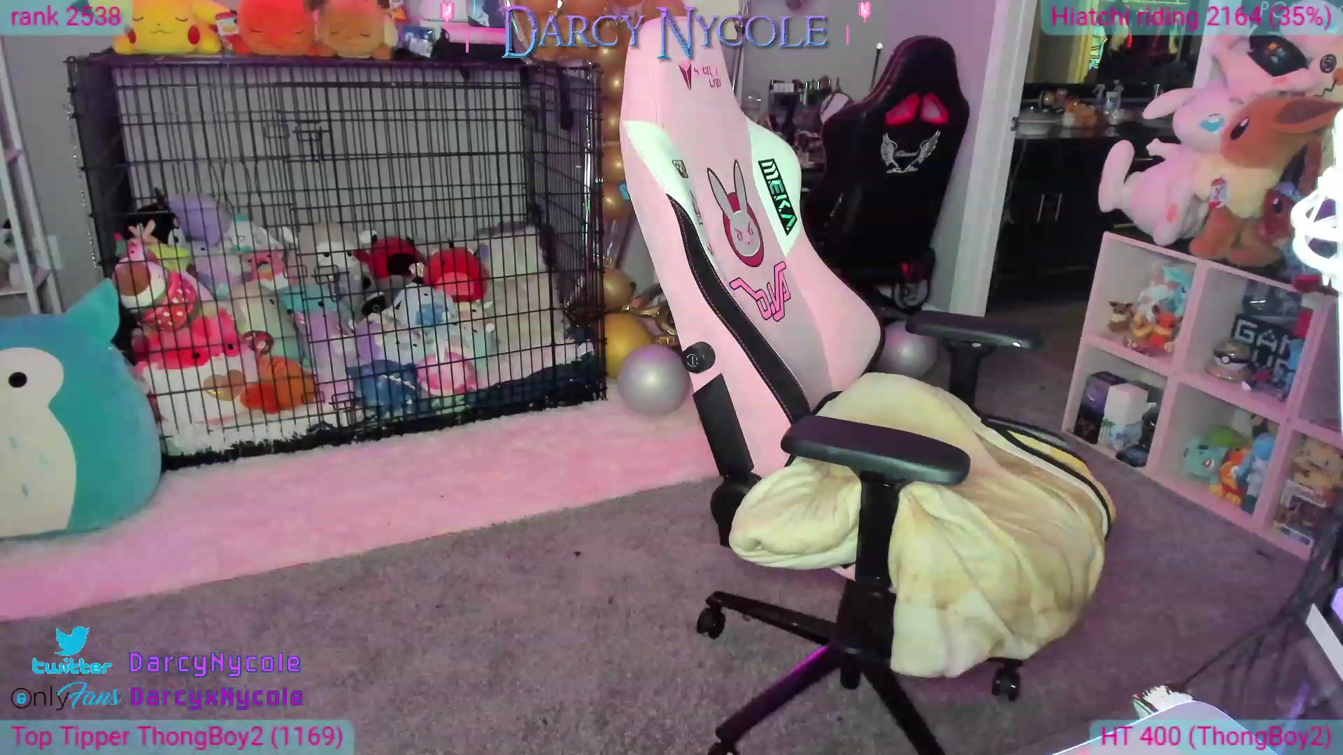 Gallery image thumbnail from DarcyNycole's myfreecams stream on, 03/21/2023, 05:30 image 7 of 20