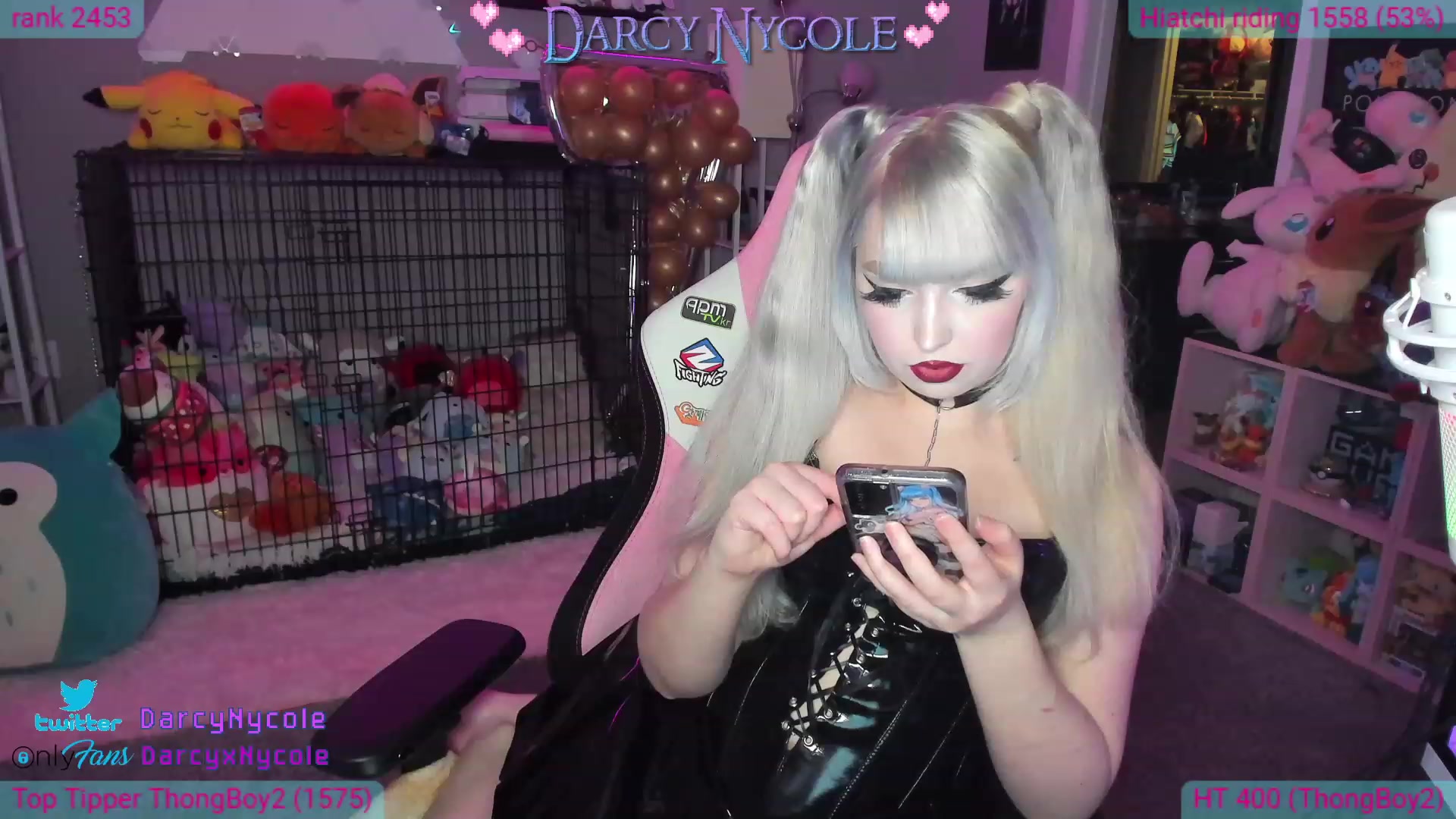 Gallery image thumbnail from DarcyNycole's myfreecams stream on, 03/21/2023, 05:30 image 18 of 20