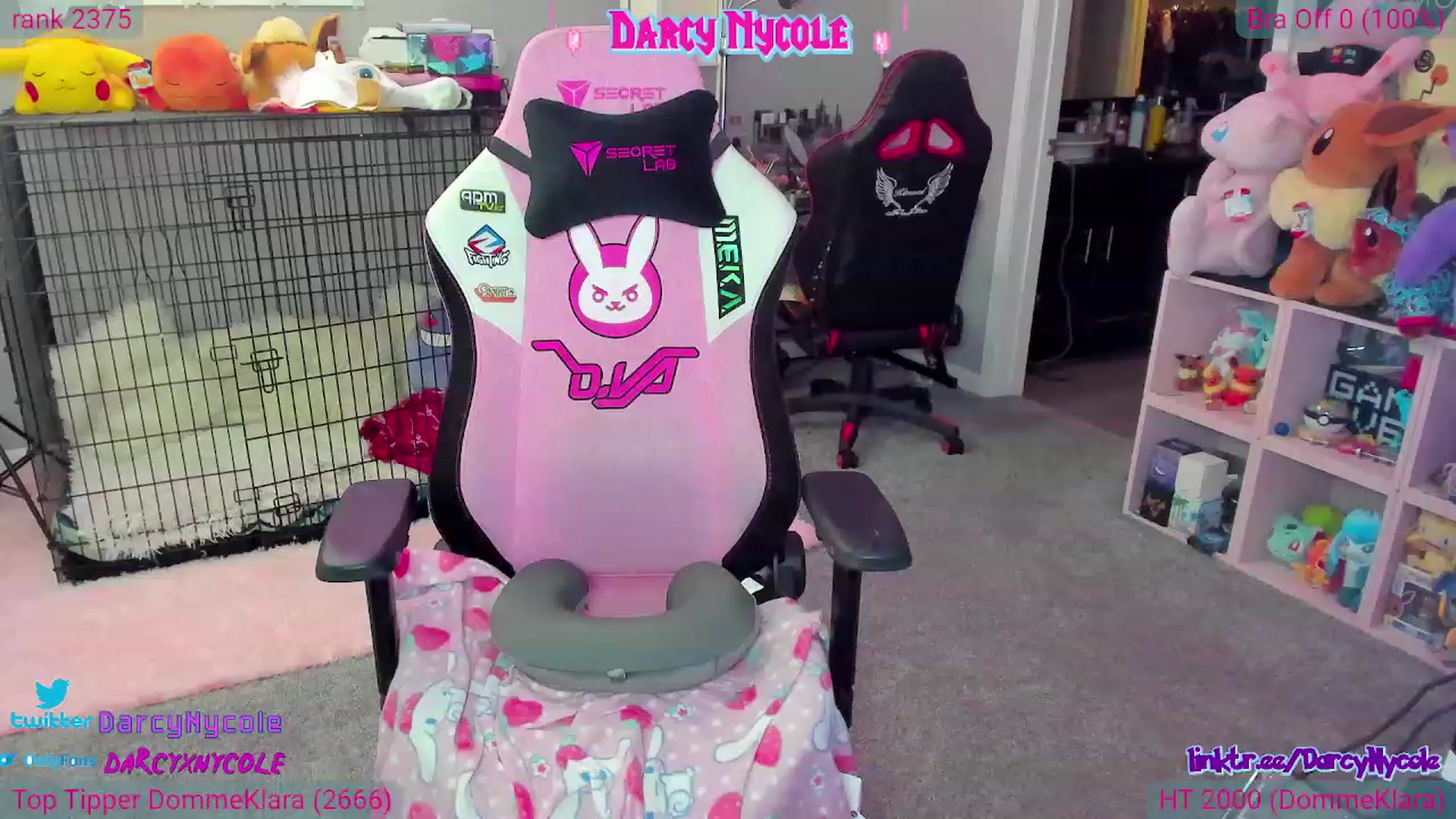 Gallery image thumbnail from DarcyNycole's myfreecams stream on, 06/22/2023, 08:21 image 1 of 20